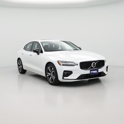 2024 Volvo S60 B5 Plus Dark Theme