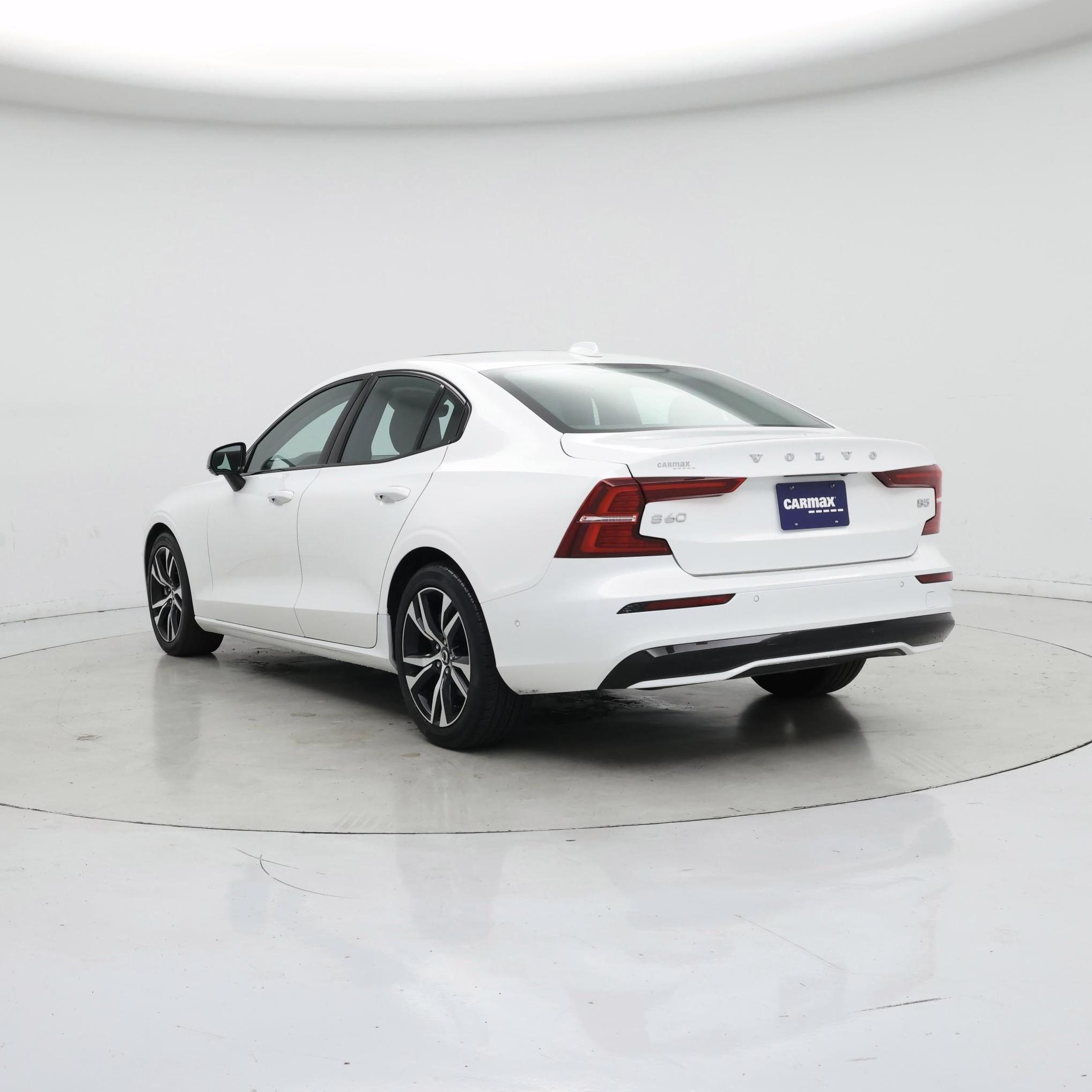 Thumbnail: 2024 Volvo S60 - 2