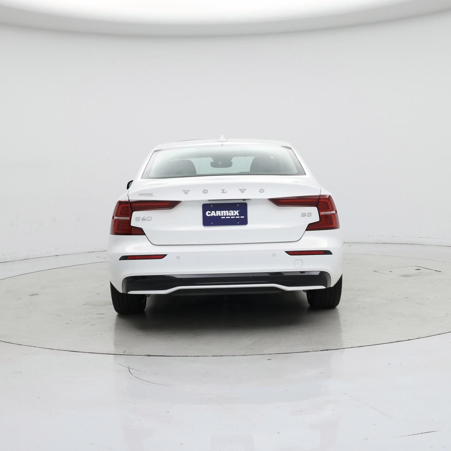 Thumbnail: 2024 Volvo S60 - 6
