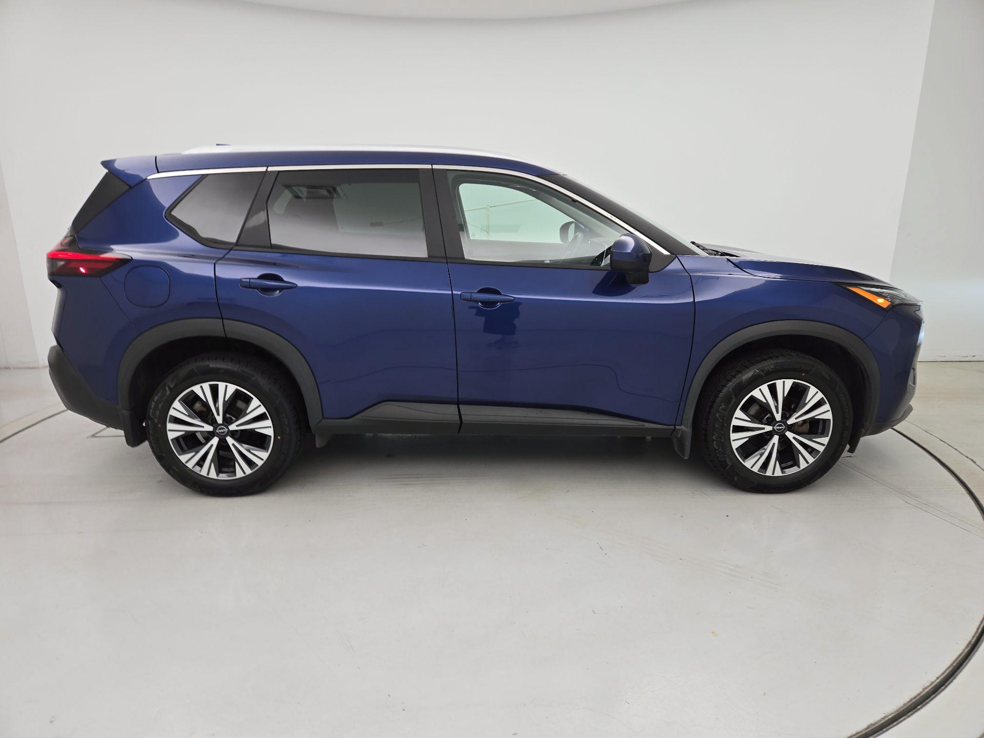 Thumbnail: 2023 Nissan Rogue - 4