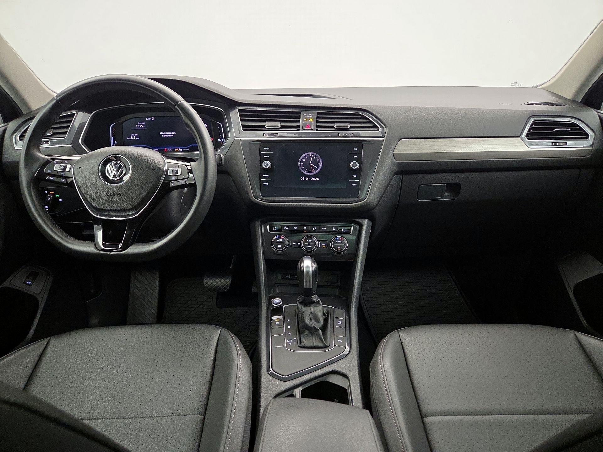 Thumbnail: 2020 Volkswagen Tiguan - 9
