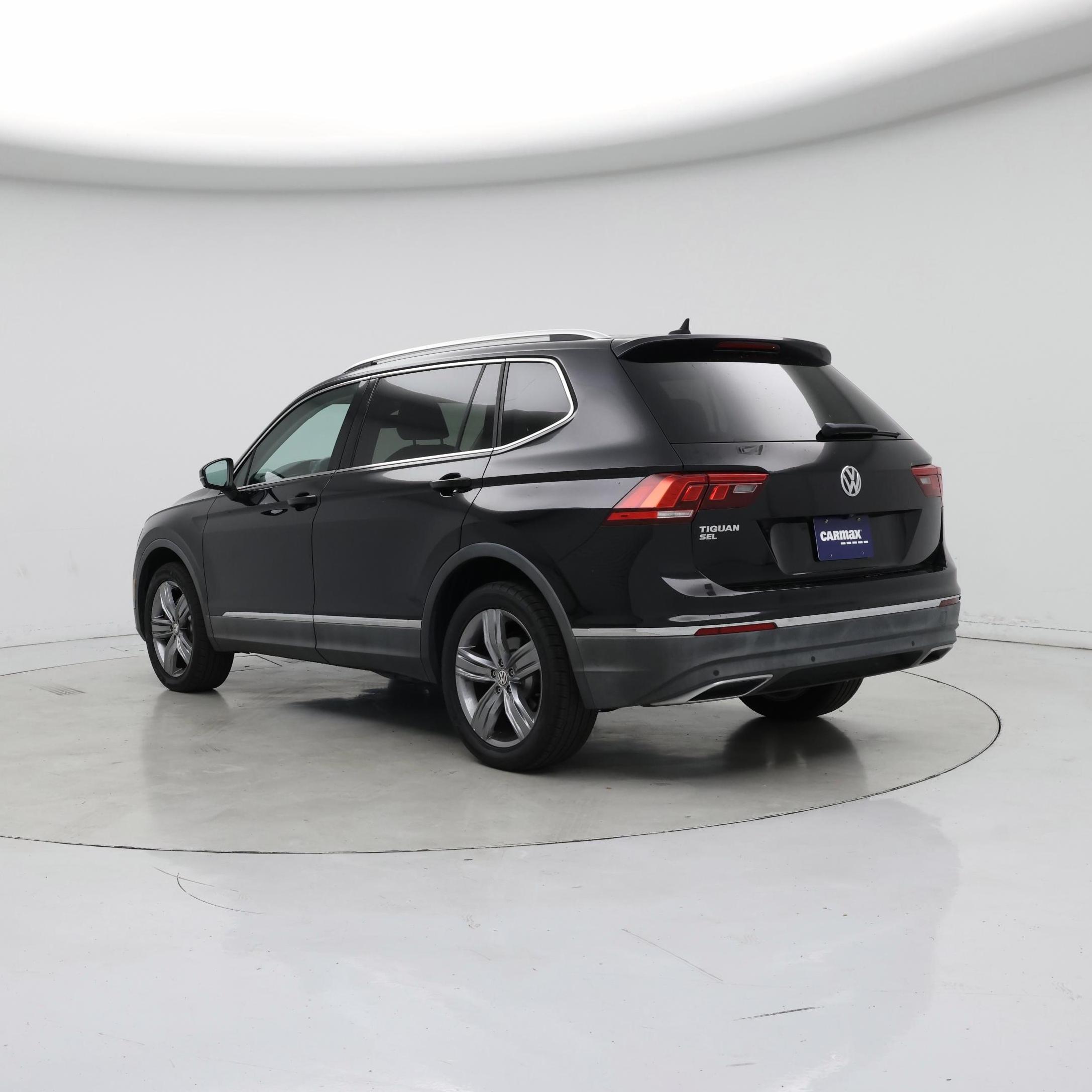 Thumbnail: 2020 Volkswagen Tiguan - 2