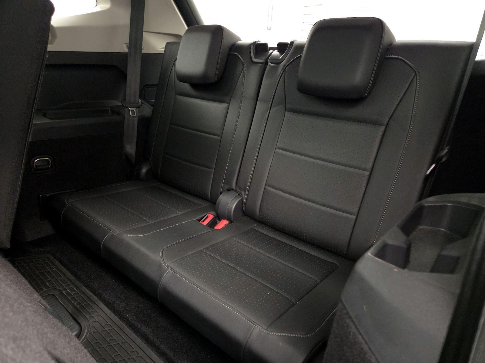 2020 Volkswagen Tiguan SEL - Photo 23