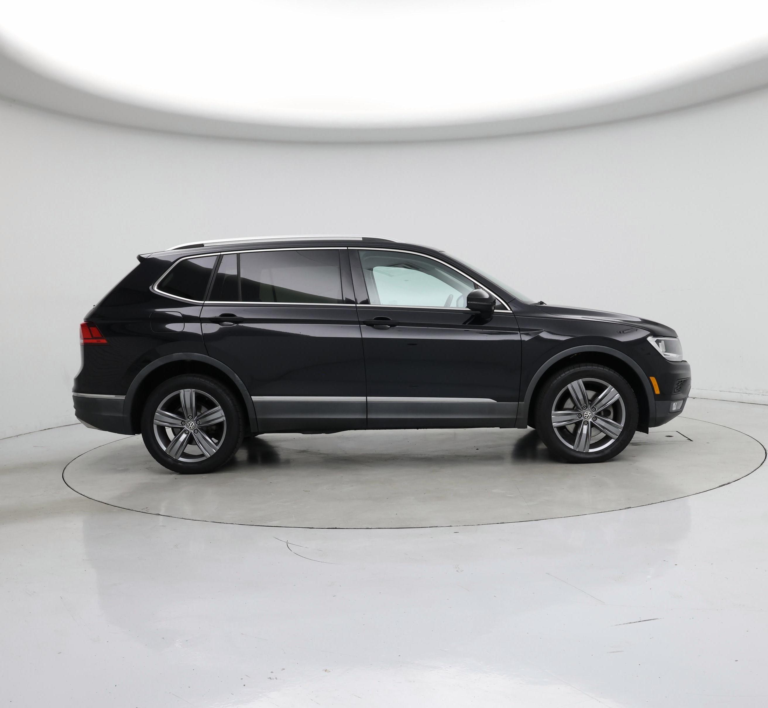 Thumbnail: 2020 Volkswagen Tiguan - 7