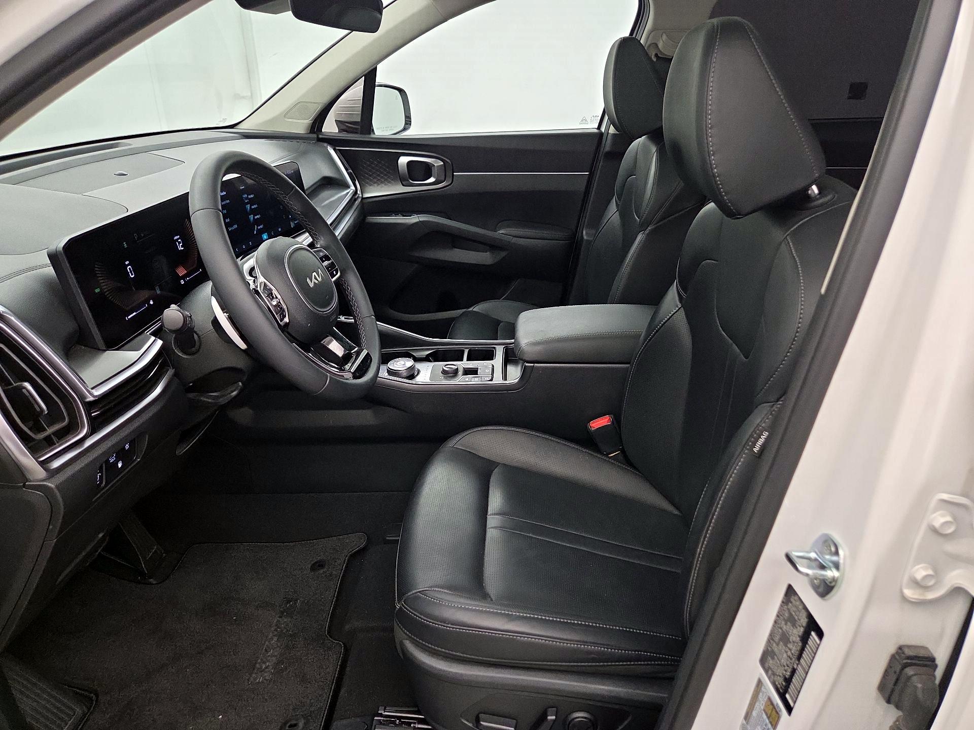 Thumbnail: 2025 Kia Sorento - 11