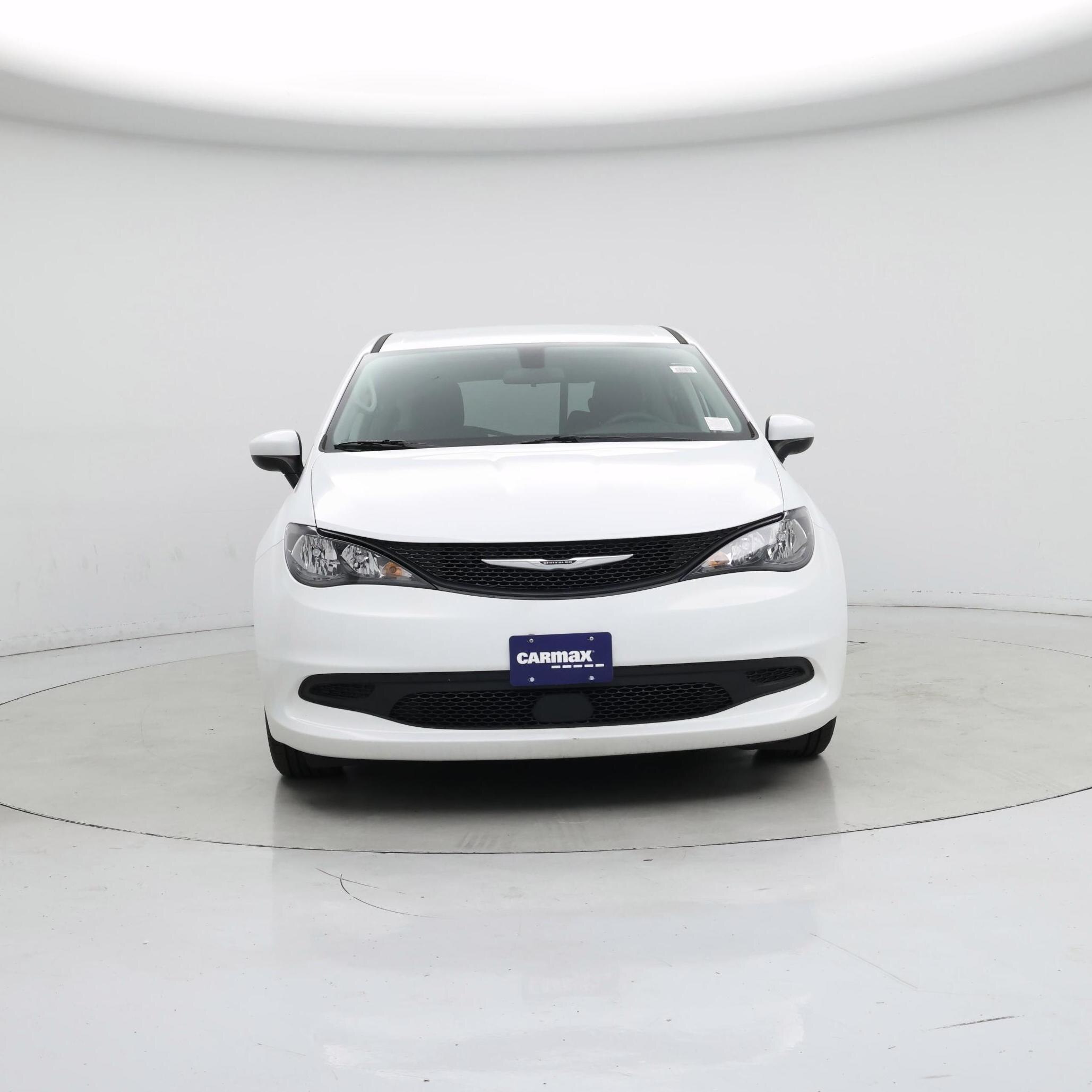 Thumbnail: 2022 Chrysler Voyager - 5