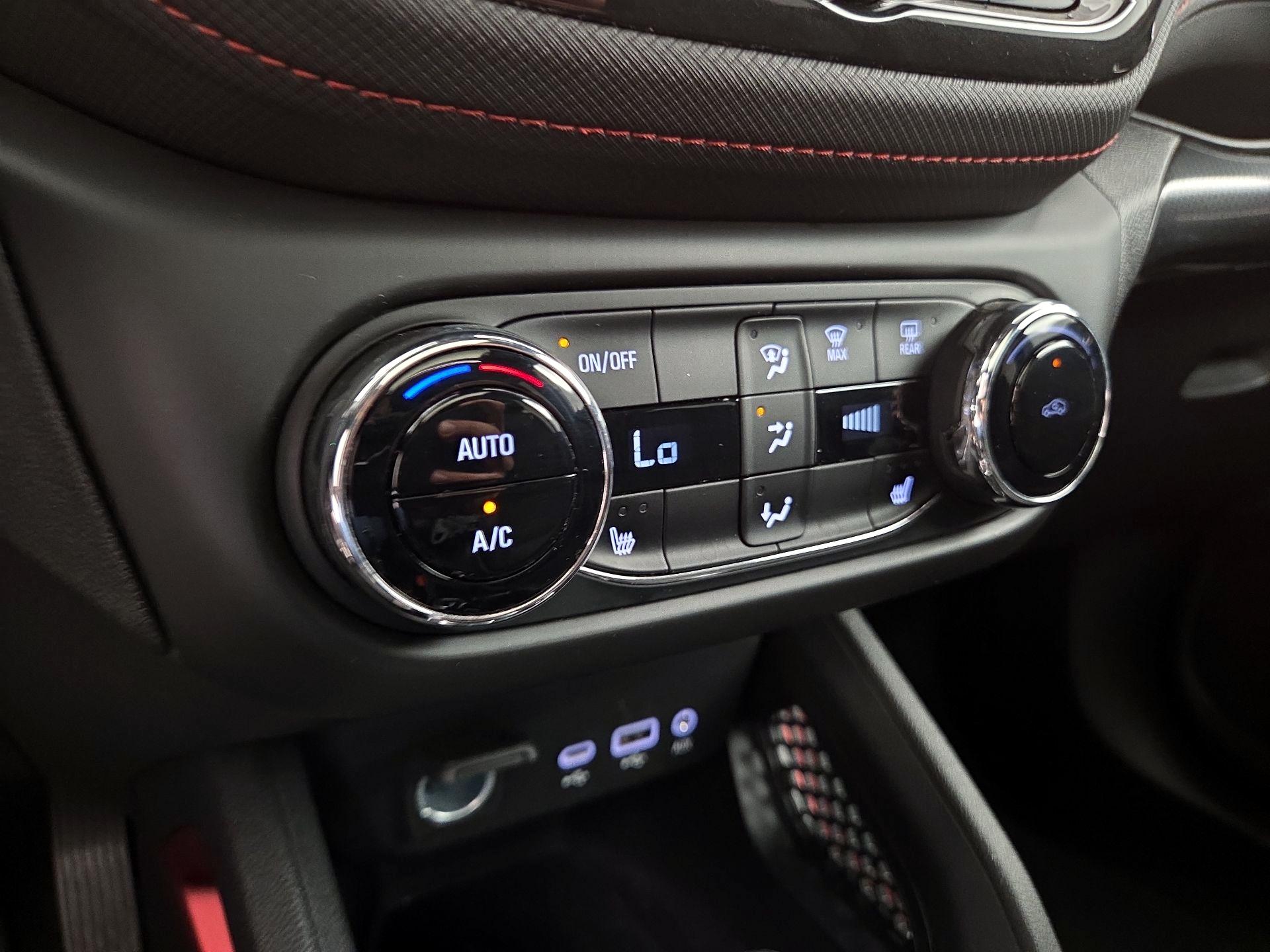 Thumbnail: 2021 Chevrolet TrailBlazer - 16