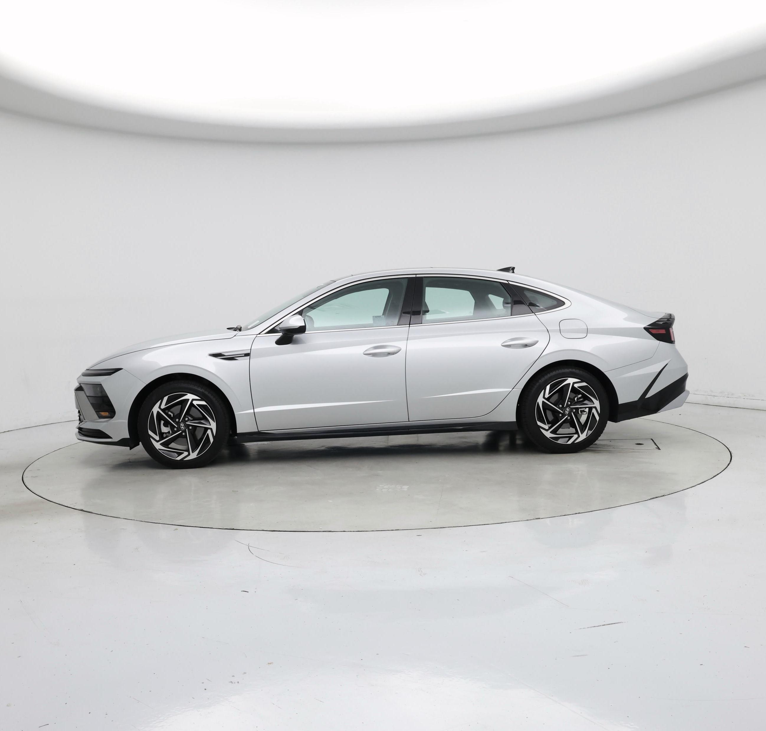 Thumbnail: 2025 Hyundai Sonata - 3