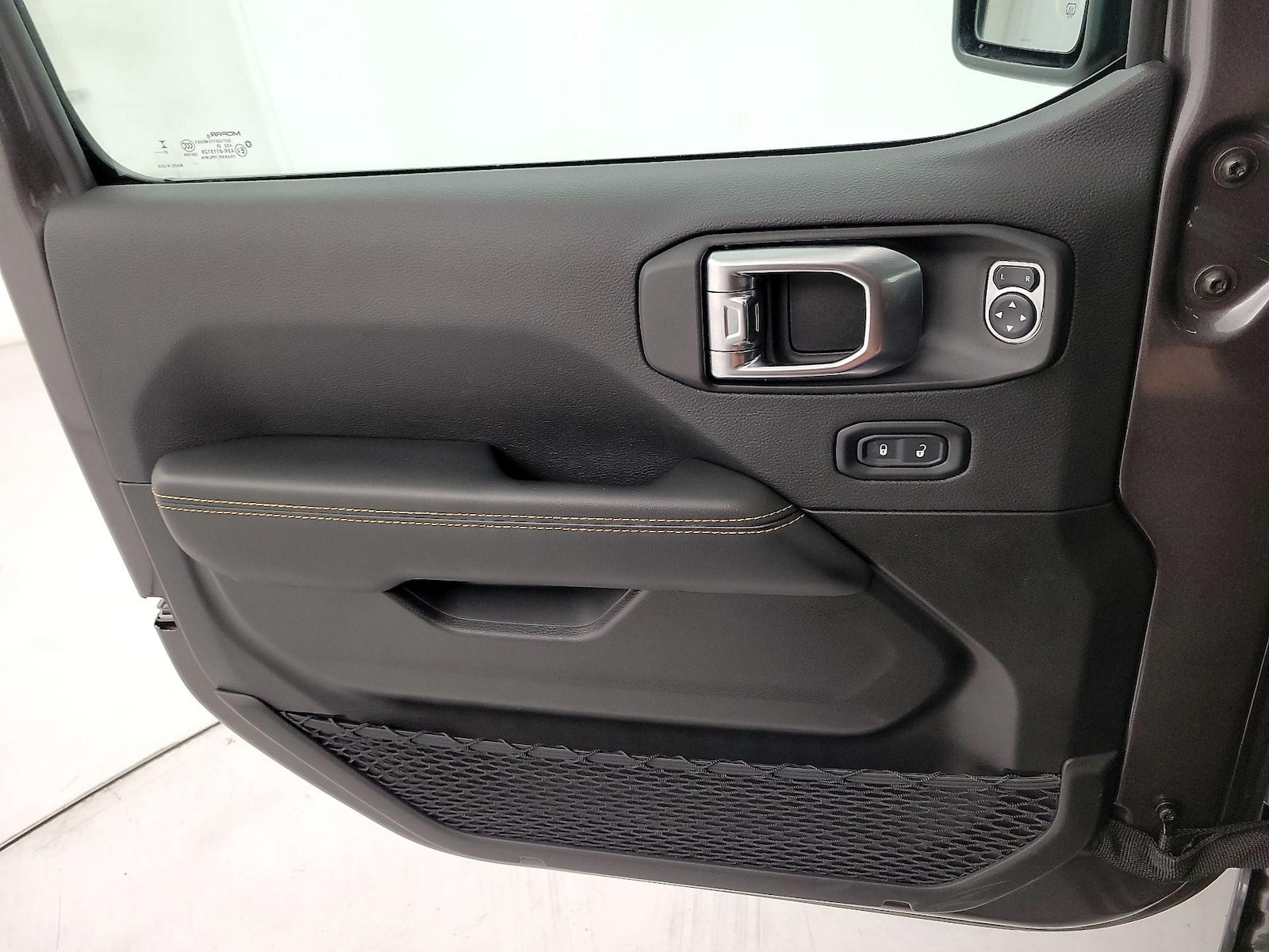 2025 Jeep Wrangler 4xe Sahara 4XE - Photo 13