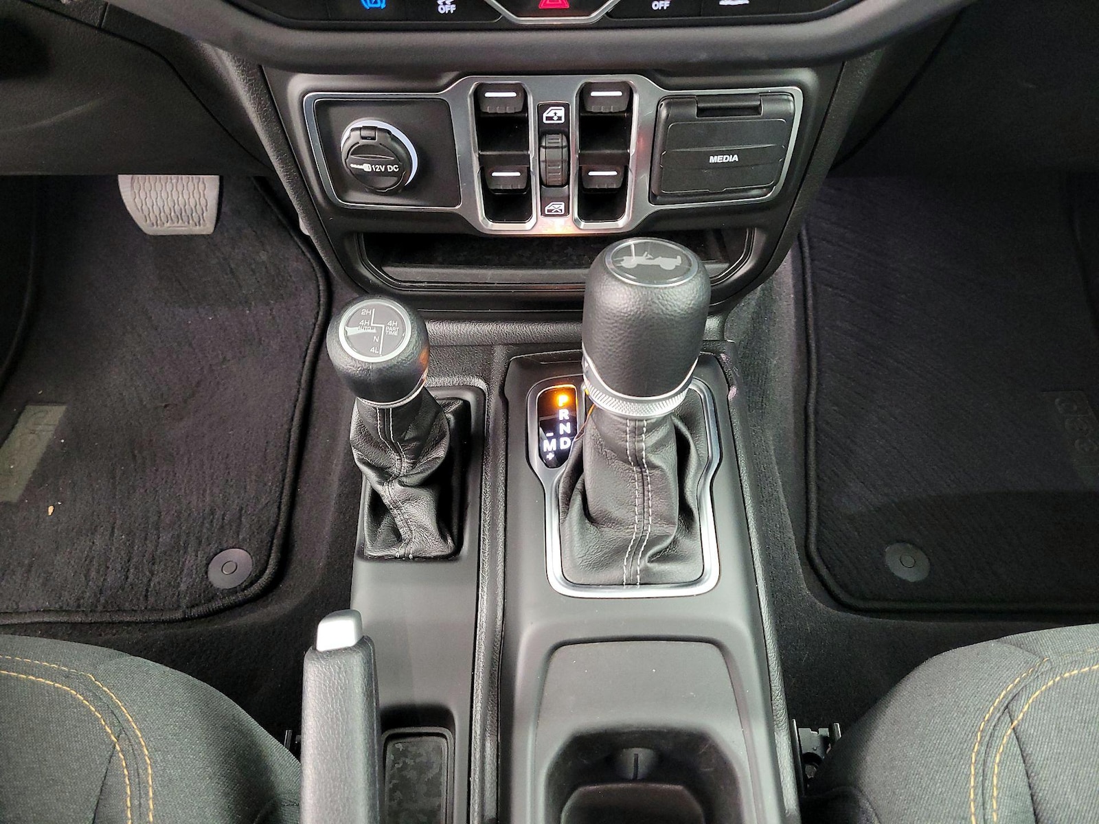 2025 Jeep Wrangler 4xe Sahara 4XE - Photo 18