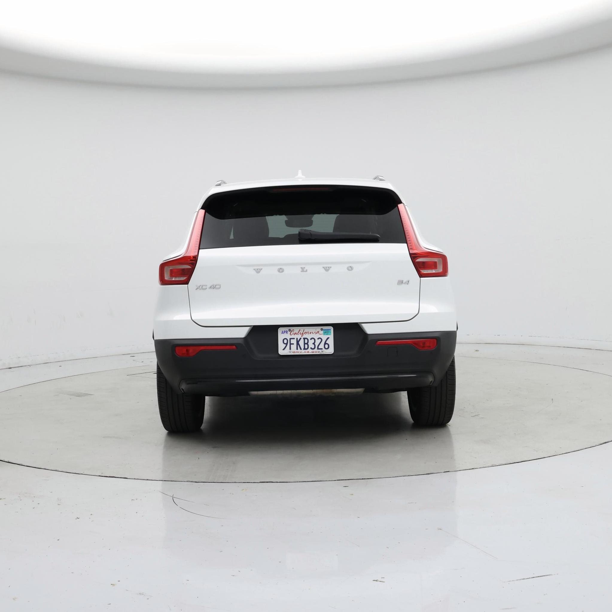 Thumbnail: 2023 Volvo XC40 - 6