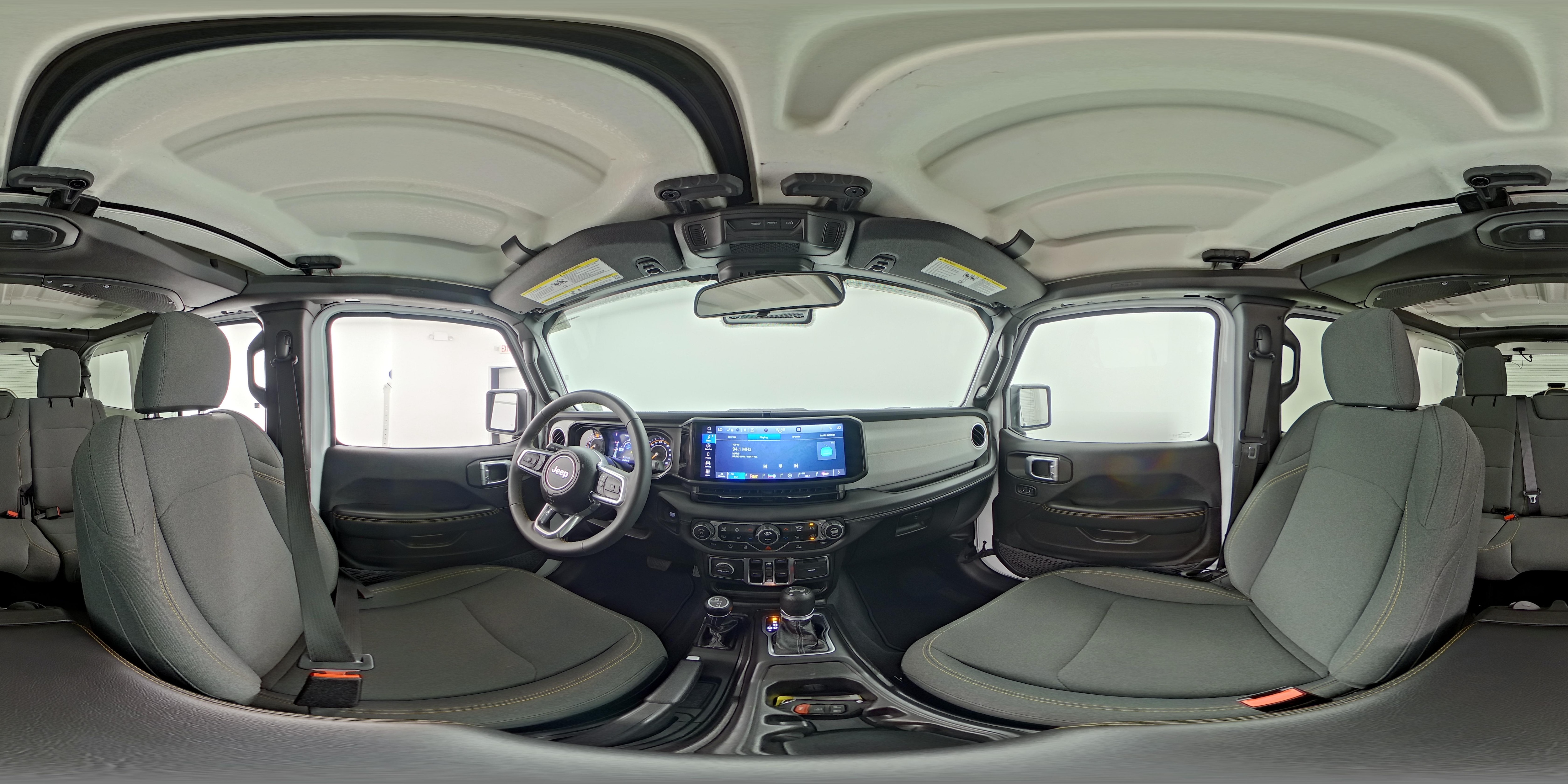 2025 Jeep Wrangler 4-Door Sahara - Photo 21