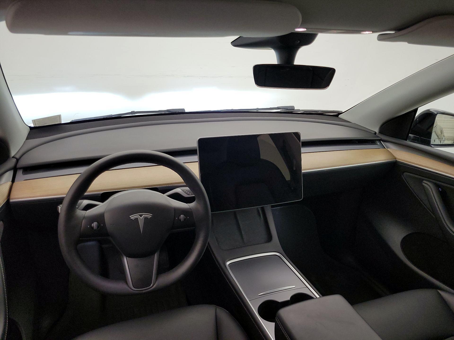 Thumbnail: 2022 Tesla Model Y - 9
