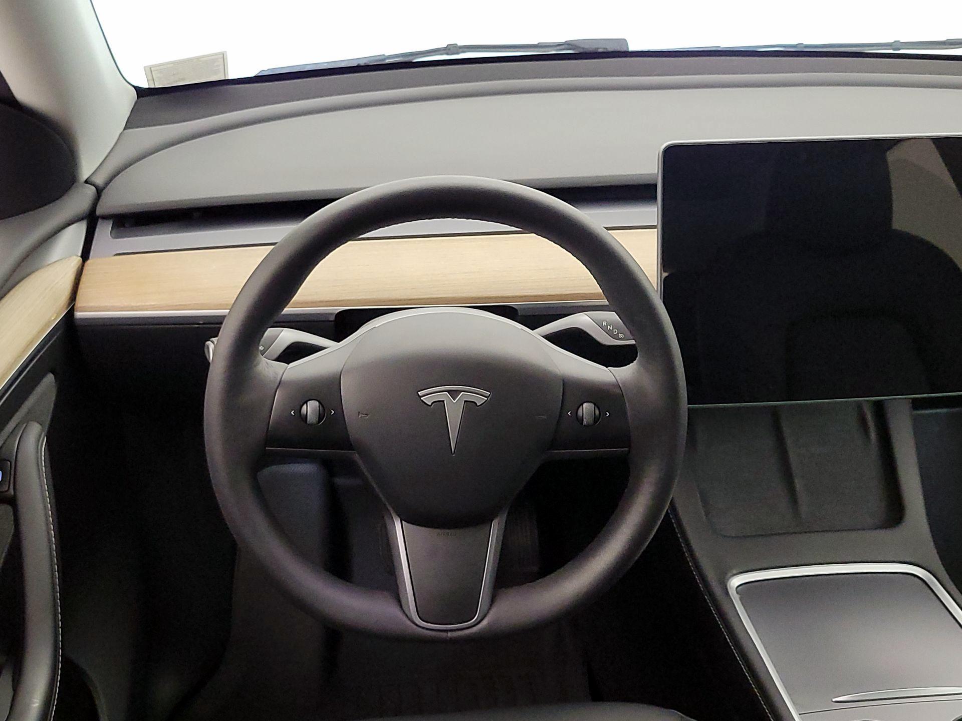 Thumbnail: 2022 Tesla Model Y - 10