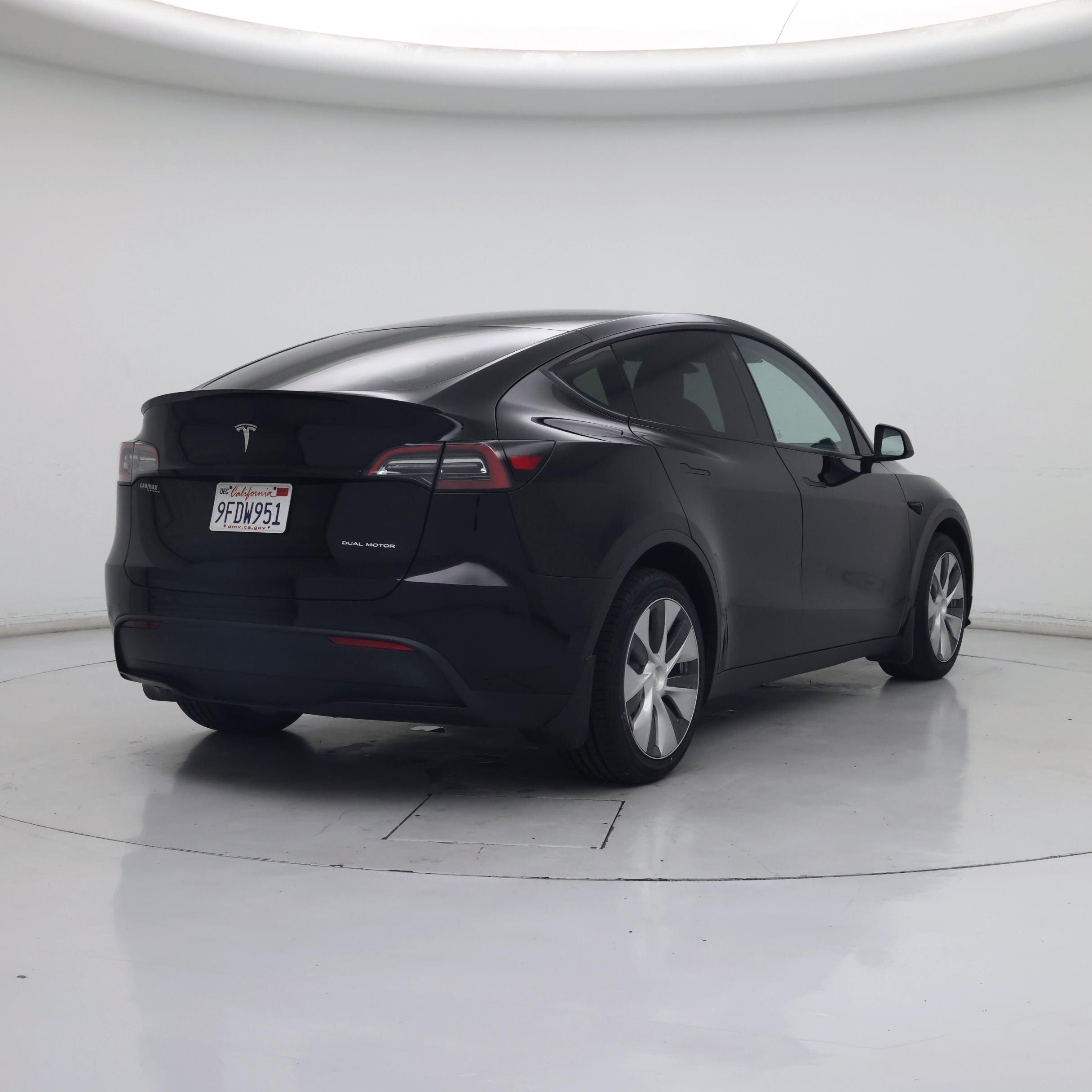 Thumbnail: 2022 Tesla Model Y - 8