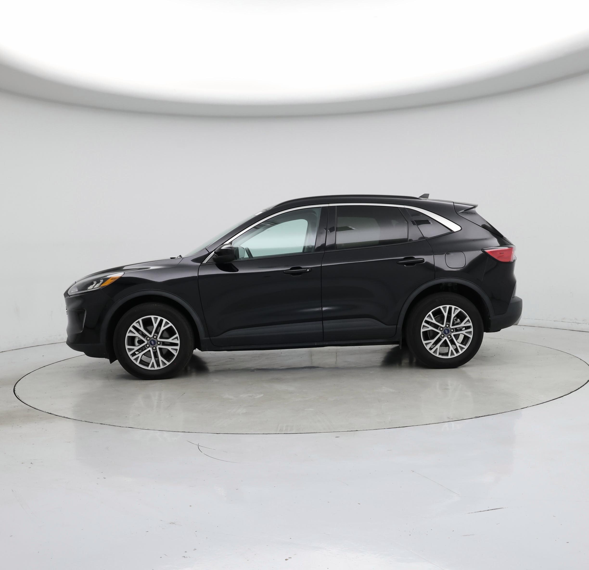 Thumbnail: 2021 Ford Escape - 3