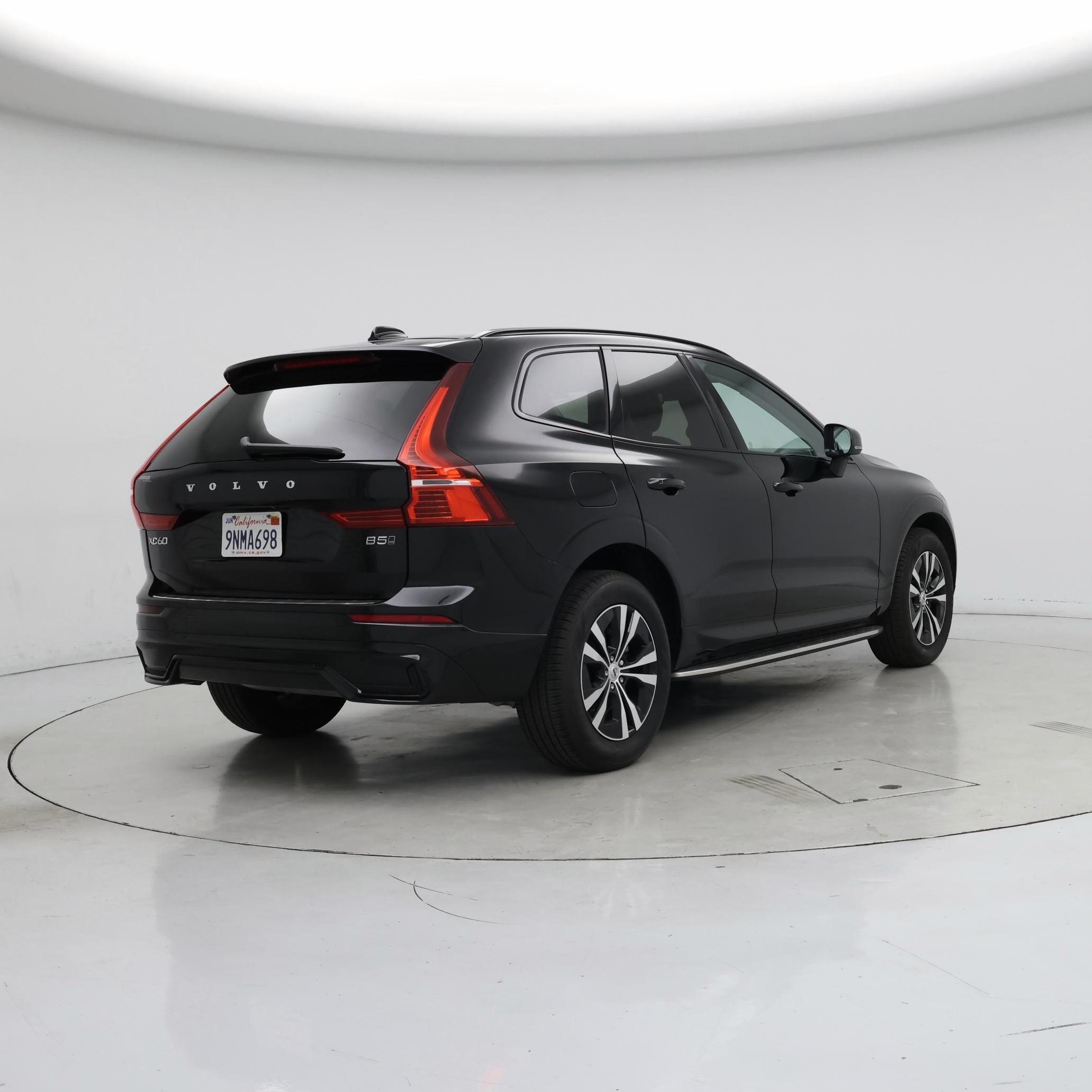 Thumbnail: 2024 Volvo XC60 - 8