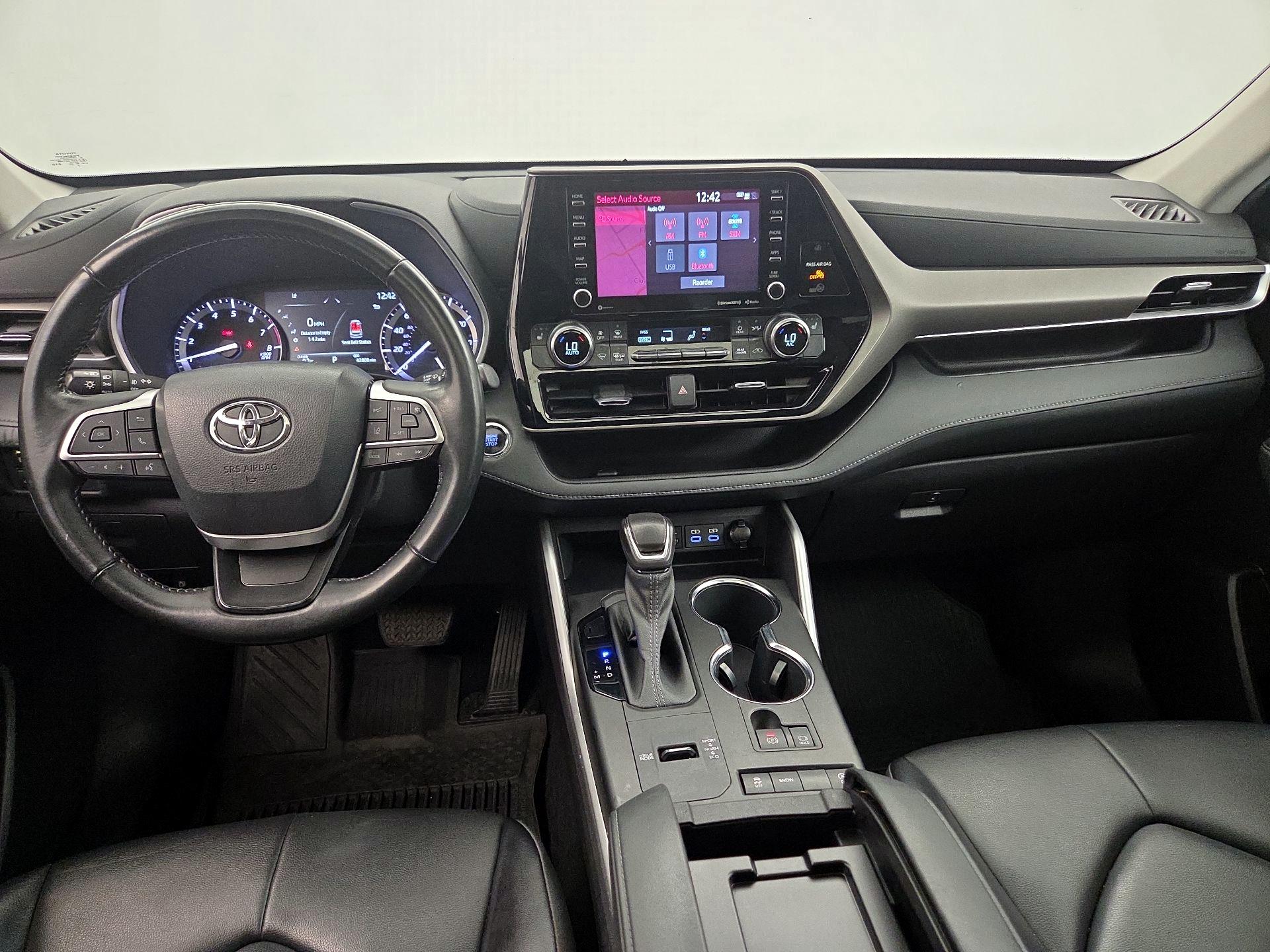Thumbnail: 2022 Toyota Highlander - 9