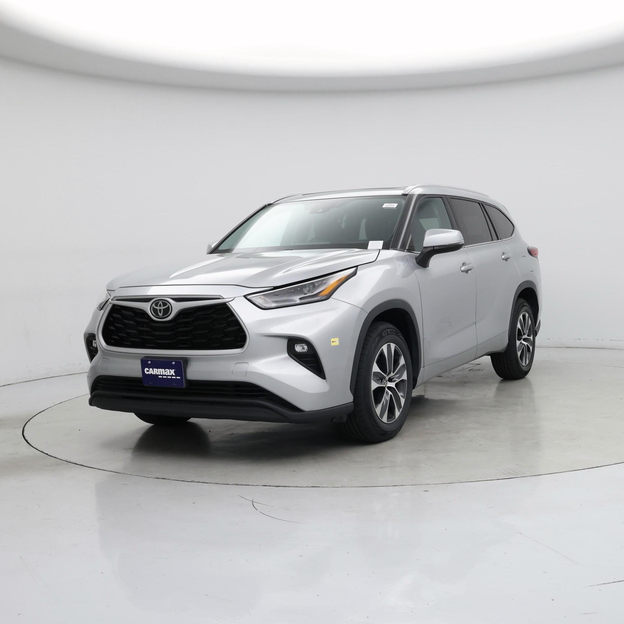 Thumbnail: 2022 Toyota Highlander - 4