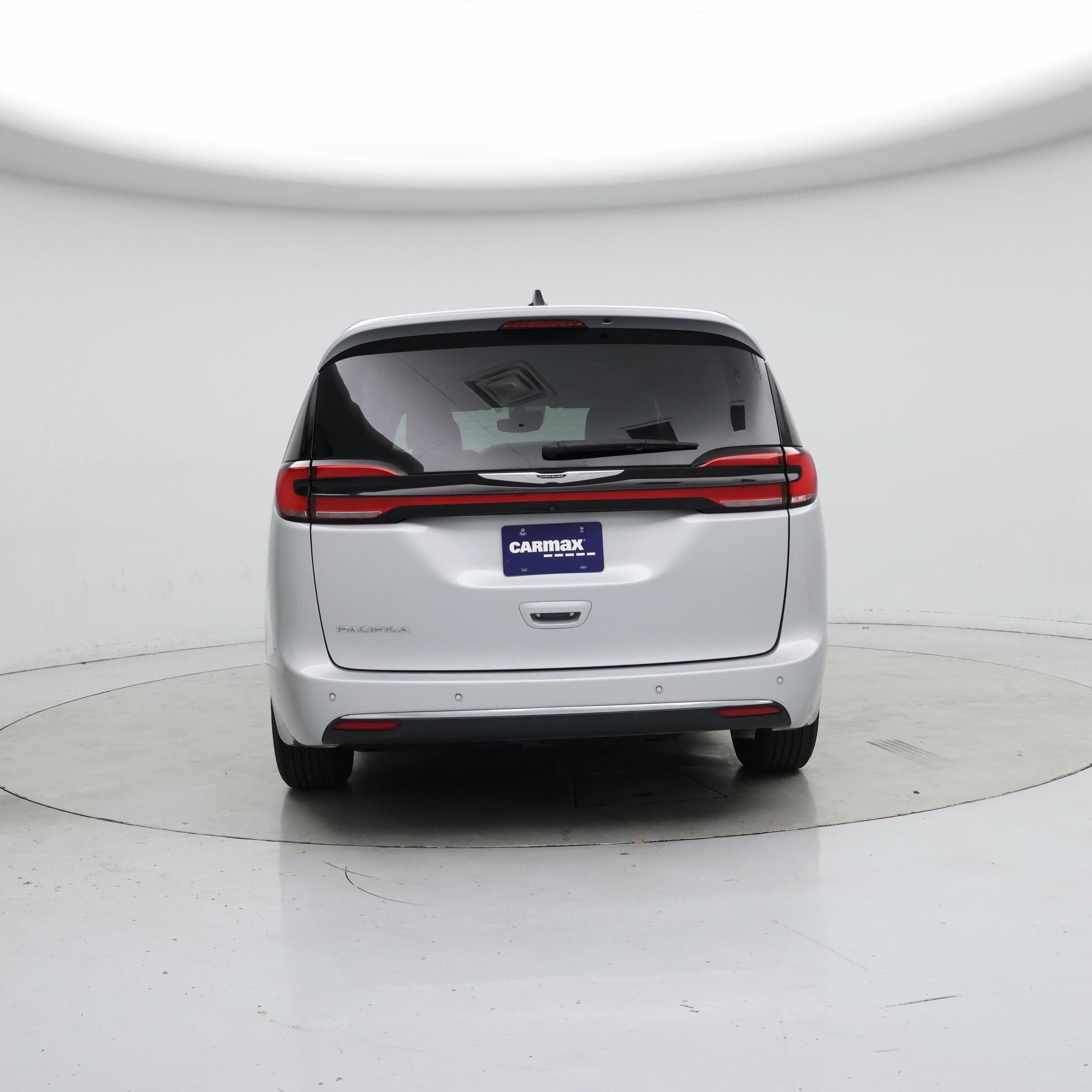 Thumbnail: 2024 Chrysler Pacifica - 6