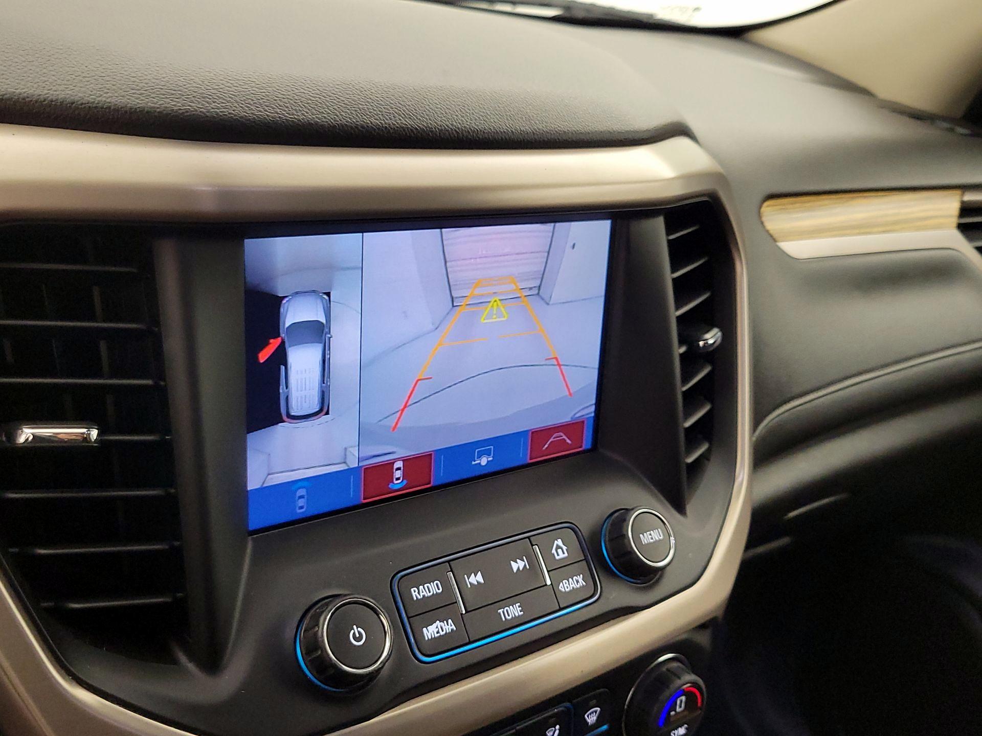 Thumbnail: 2017 GMC Acadia - 14