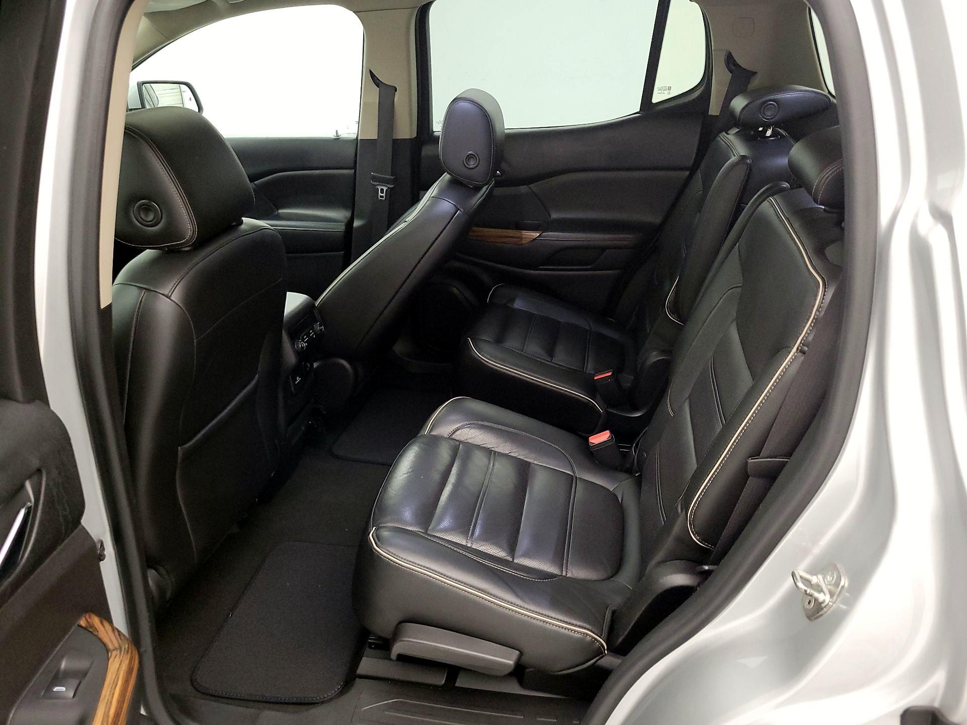 Thumbnail: 2017 GMC Acadia - 19