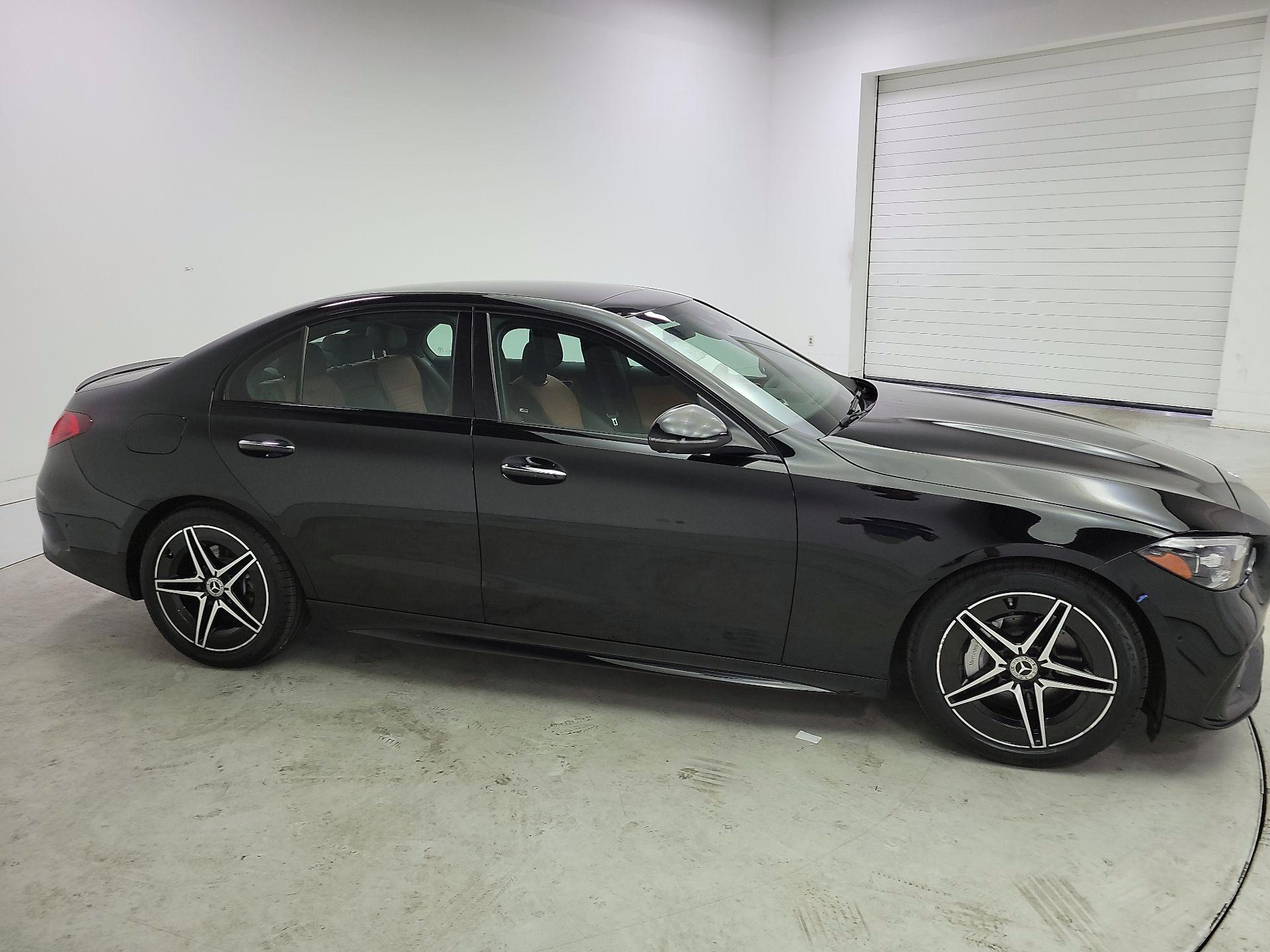 Thumbnail: 2023 Mercedes-Benz C-Class - 4