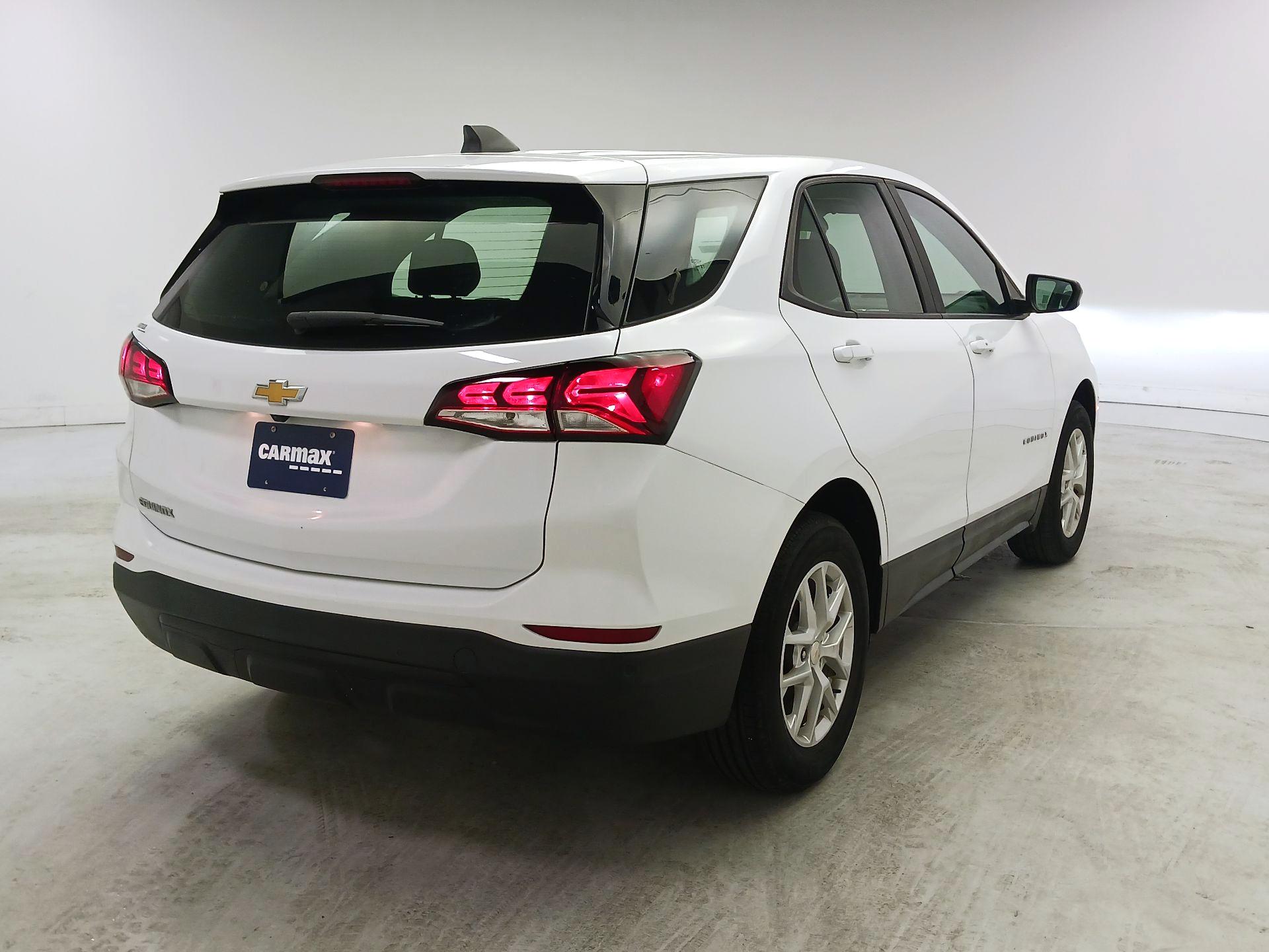 Thumbnail: 2023 Chevrolet Equinox - 5