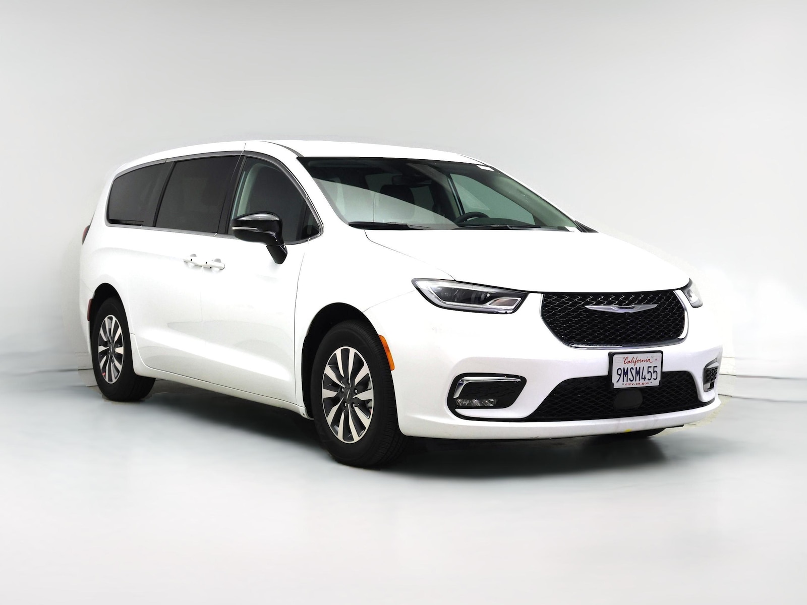 2024 Chrysler Pacifica PHEV