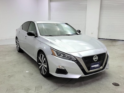 2022 Nissan Altima SR