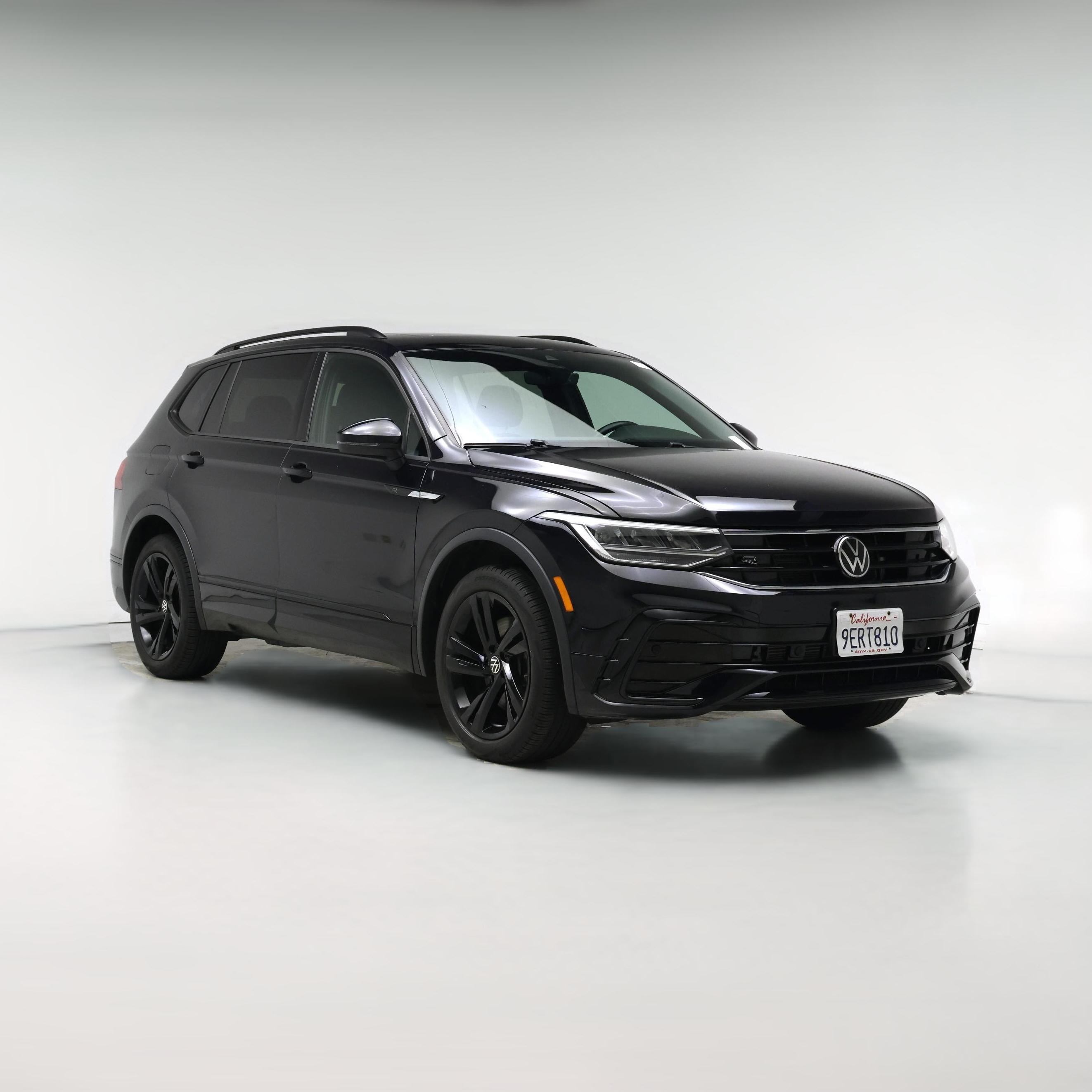 Thumbnail: 2023 Volkswagen Tiguan - 1