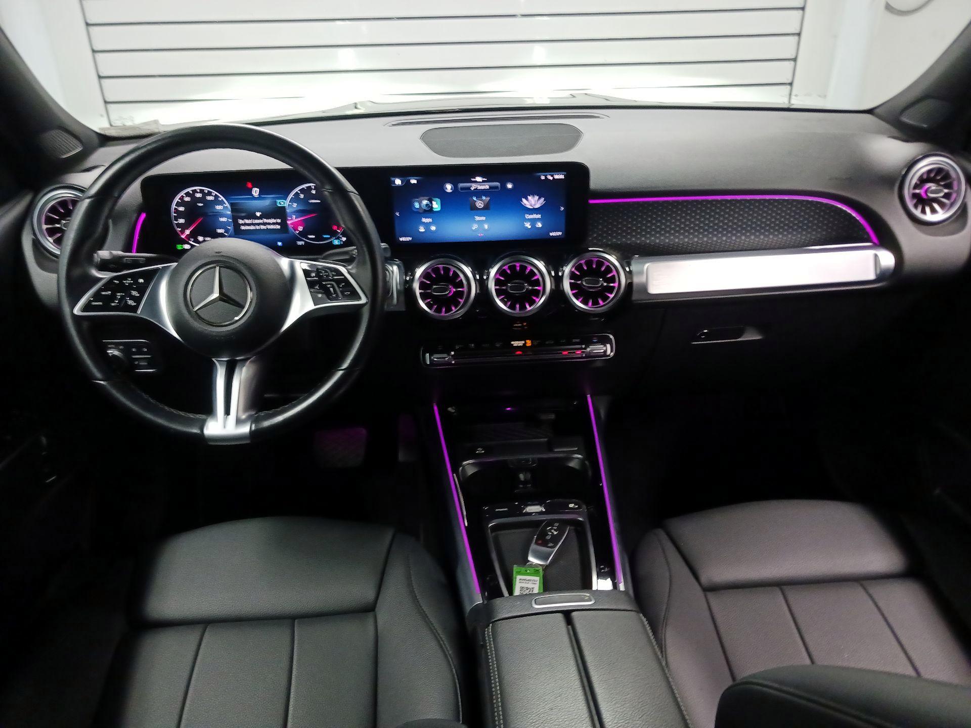 Thumbnail: 2024 Mercedes-Benz GLB - 9