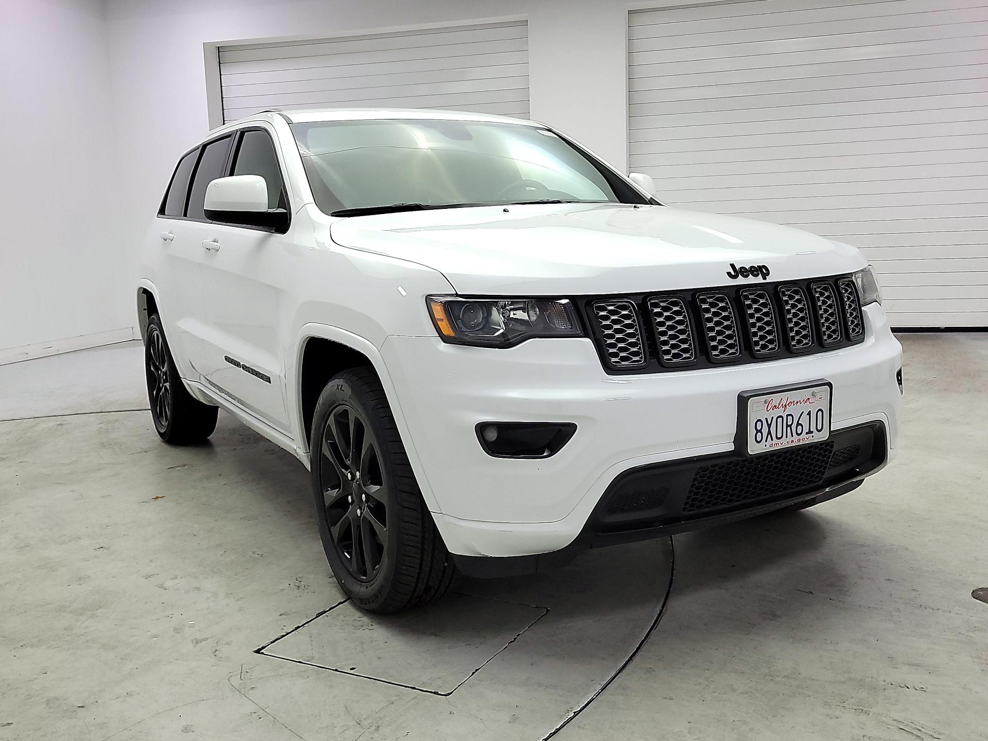 Thumbnail: 2021 Jeep Grand Cherokee - 1