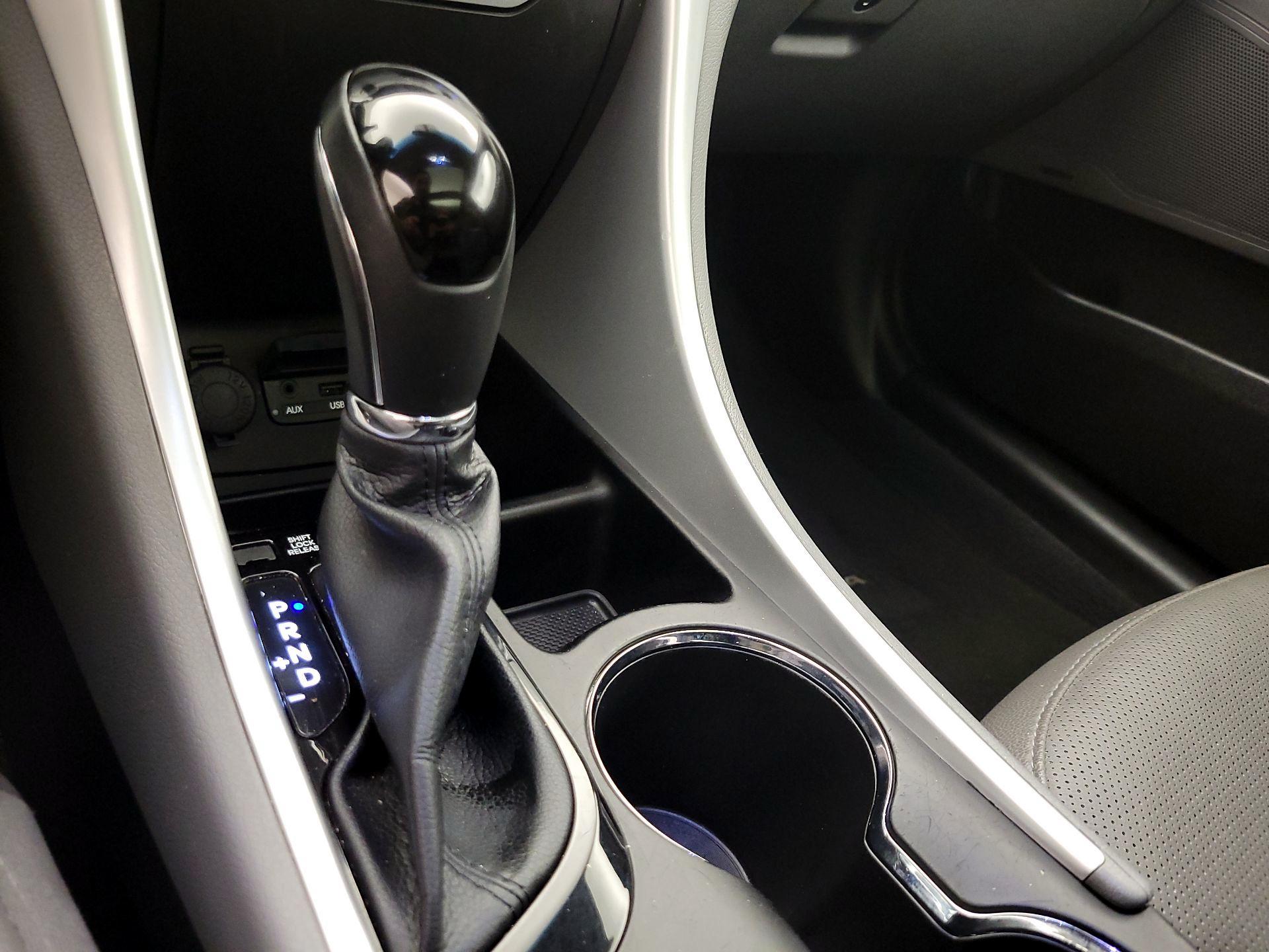 Thumbnail: 2014 Hyundai Sonata - 17