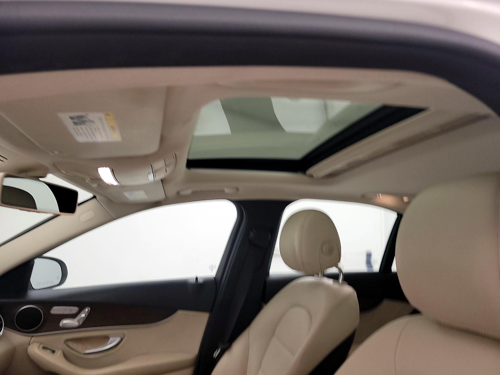 Thumbnail: 2020 Mercedes-Benz C-Class - 19