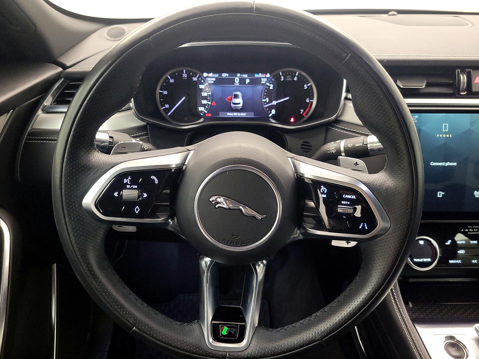 Thumbnail: 2021 Jaguar F-Pace - 10