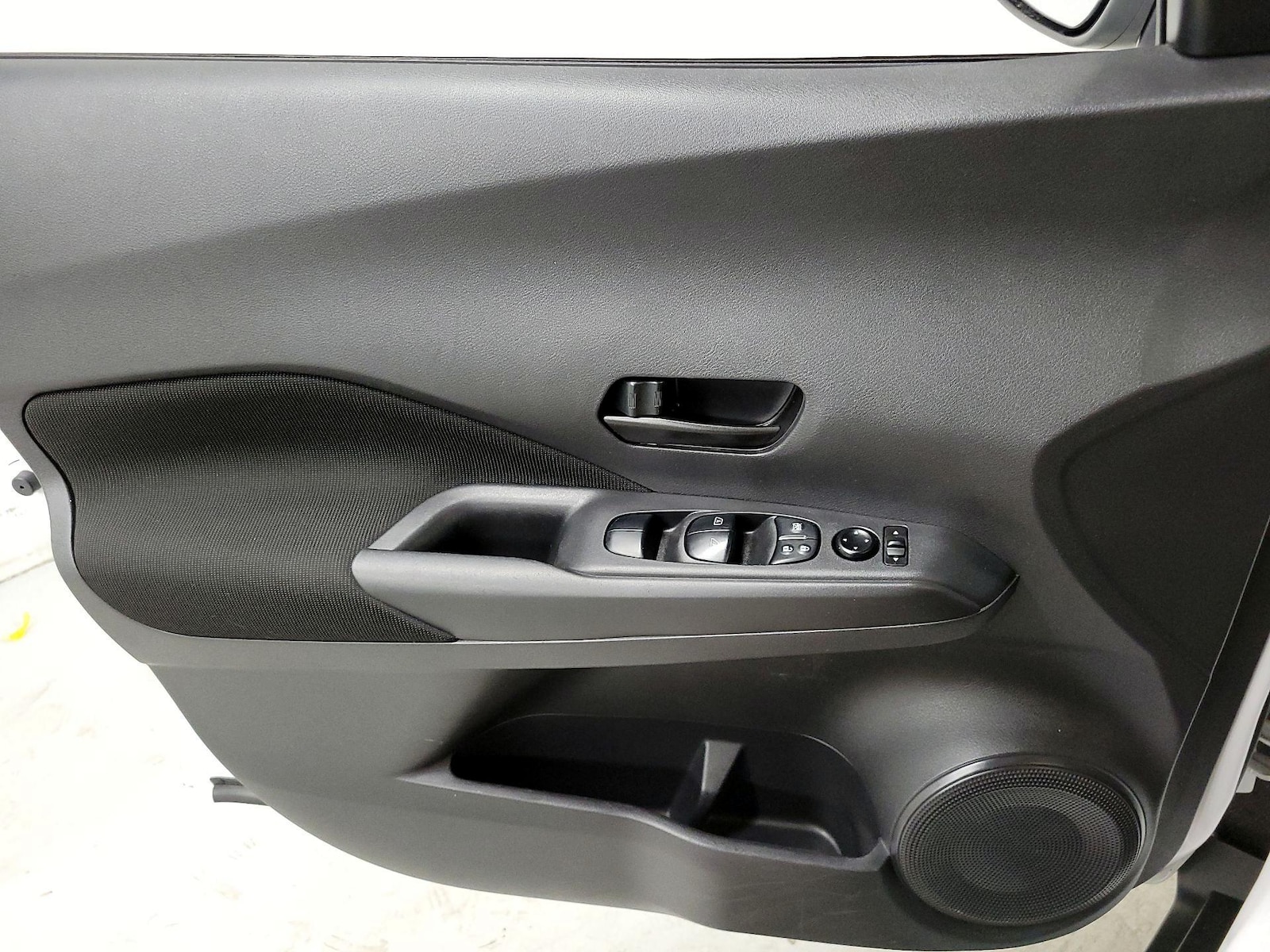 2022 Nissan Kicks S - Photo 13