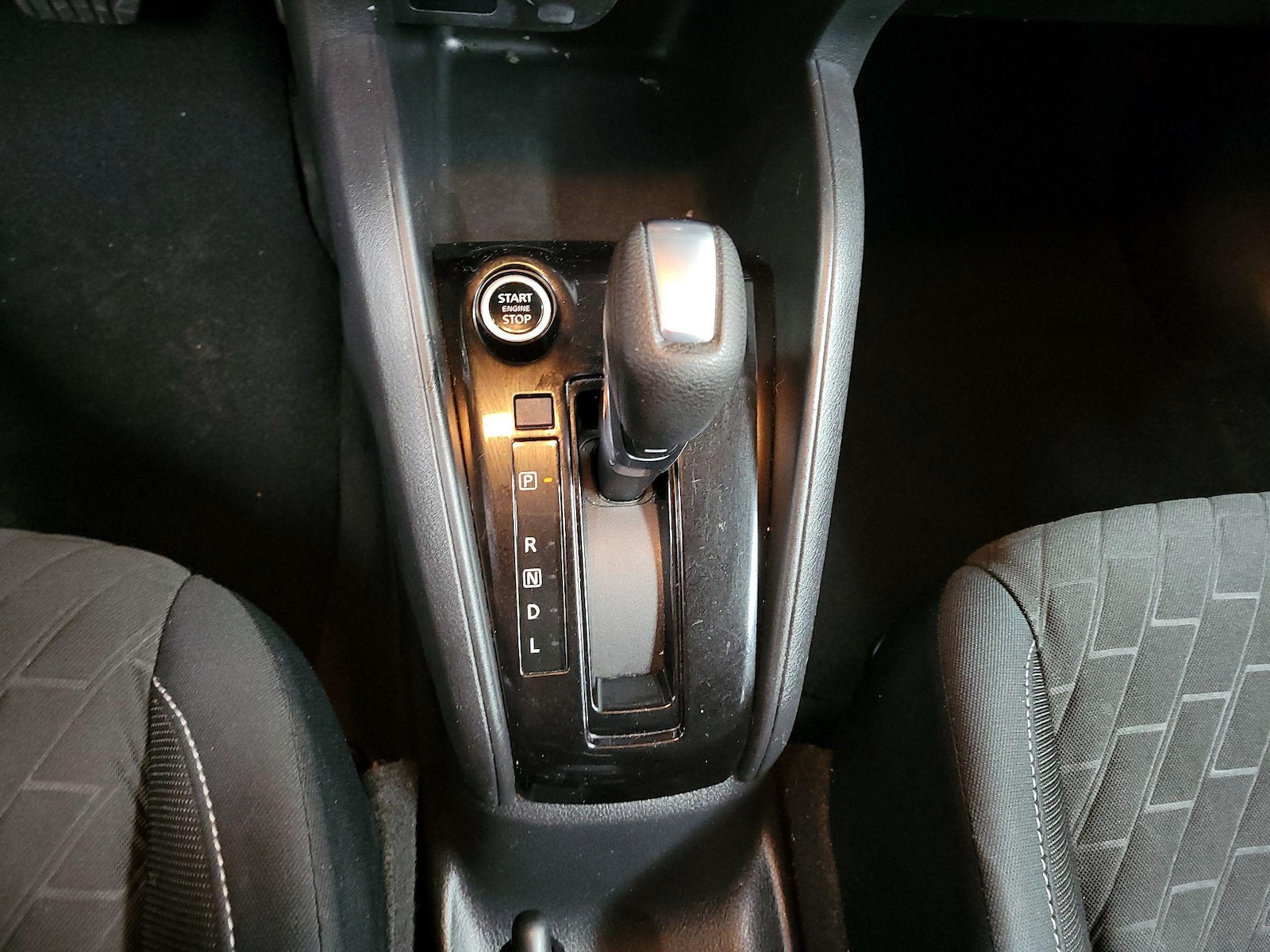 2022 Nissan Kicks S - Photo 18