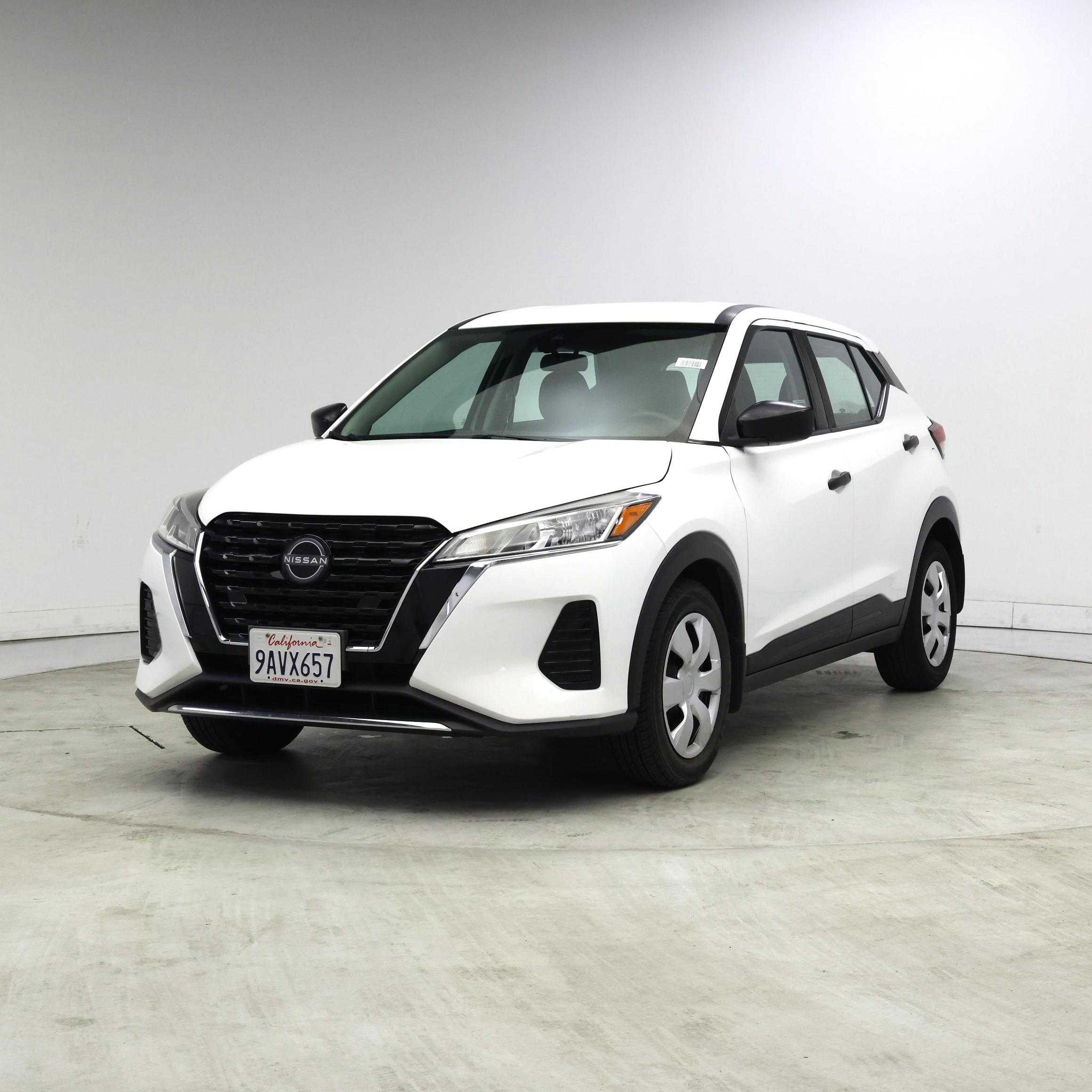 Thumbnail: 2022 Nissan Kicks - 4