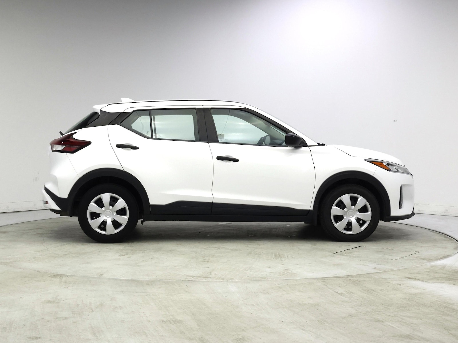 2022 Nissan Kicks S - Photo 8