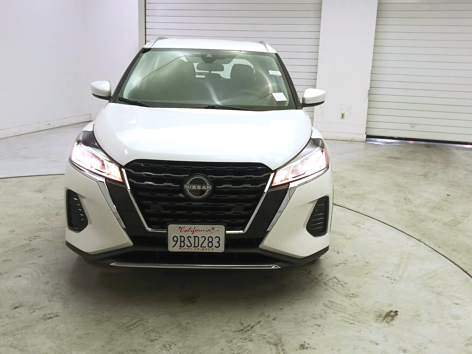 Thumbnail: 2022 Nissan Kicks - 2