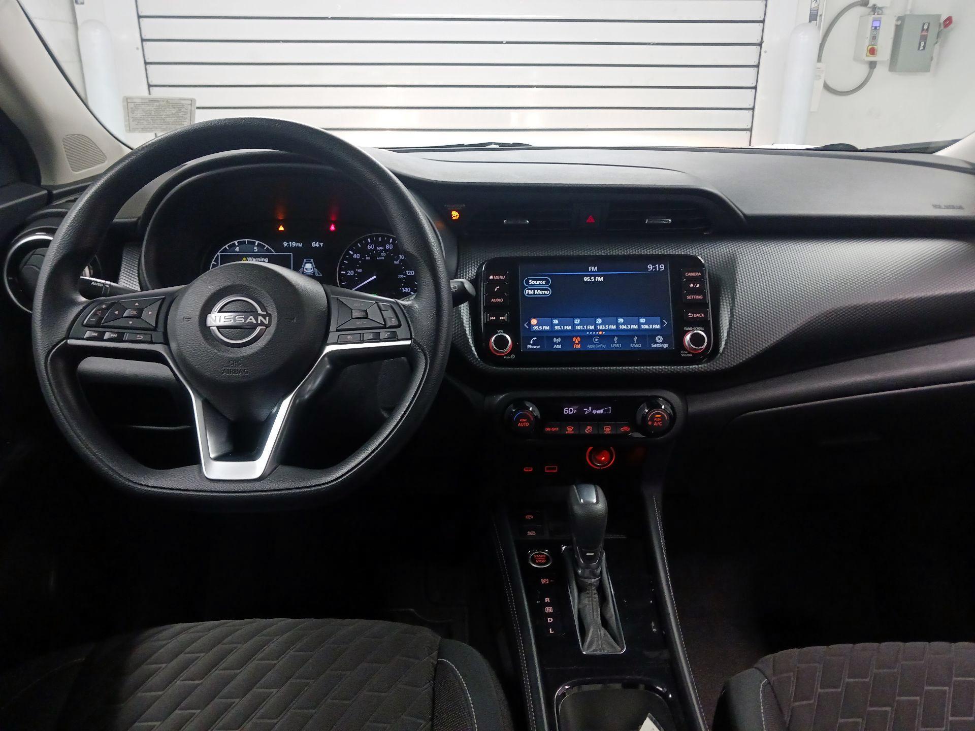 Thumbnail: 2022 Nissan Kicks - 8