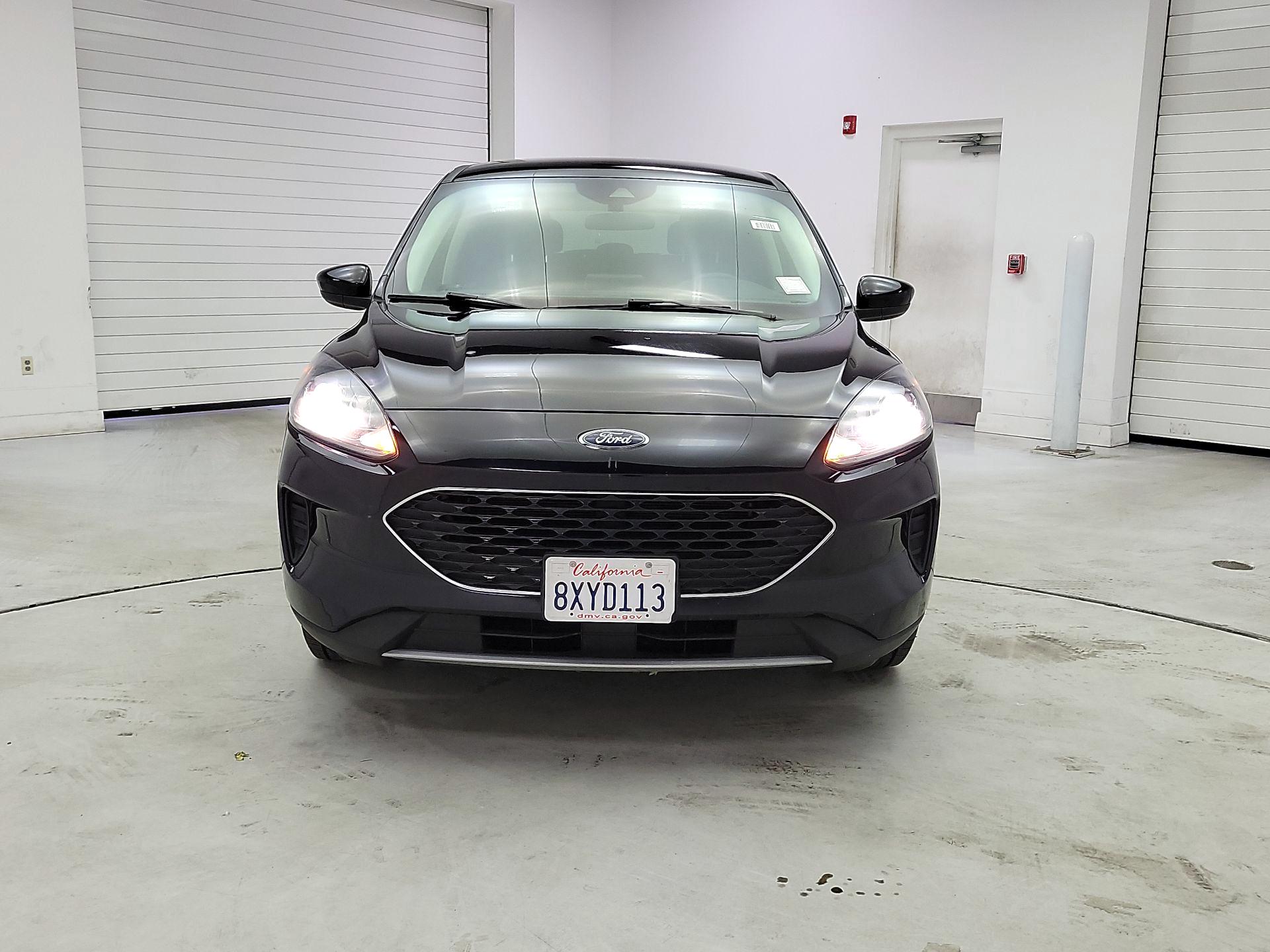 Thumbnail: 2021 Ford Escape - 2