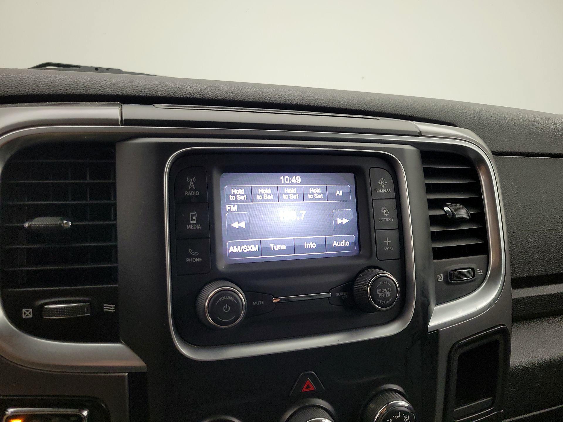 Thumbnail: 2021 RAM 1500 Classic - 15