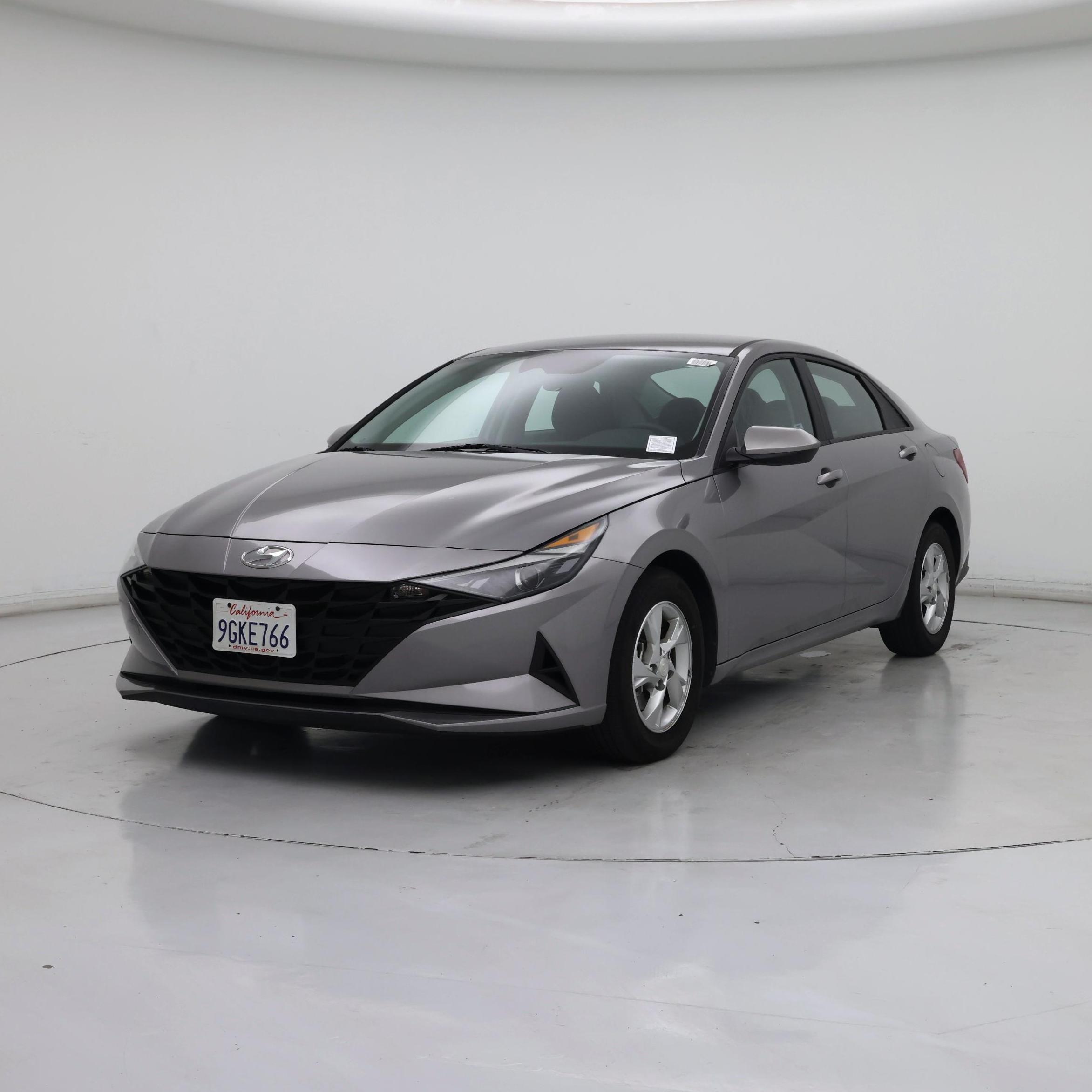 Thumbnail: 2023 Hyundai Elantra - 4