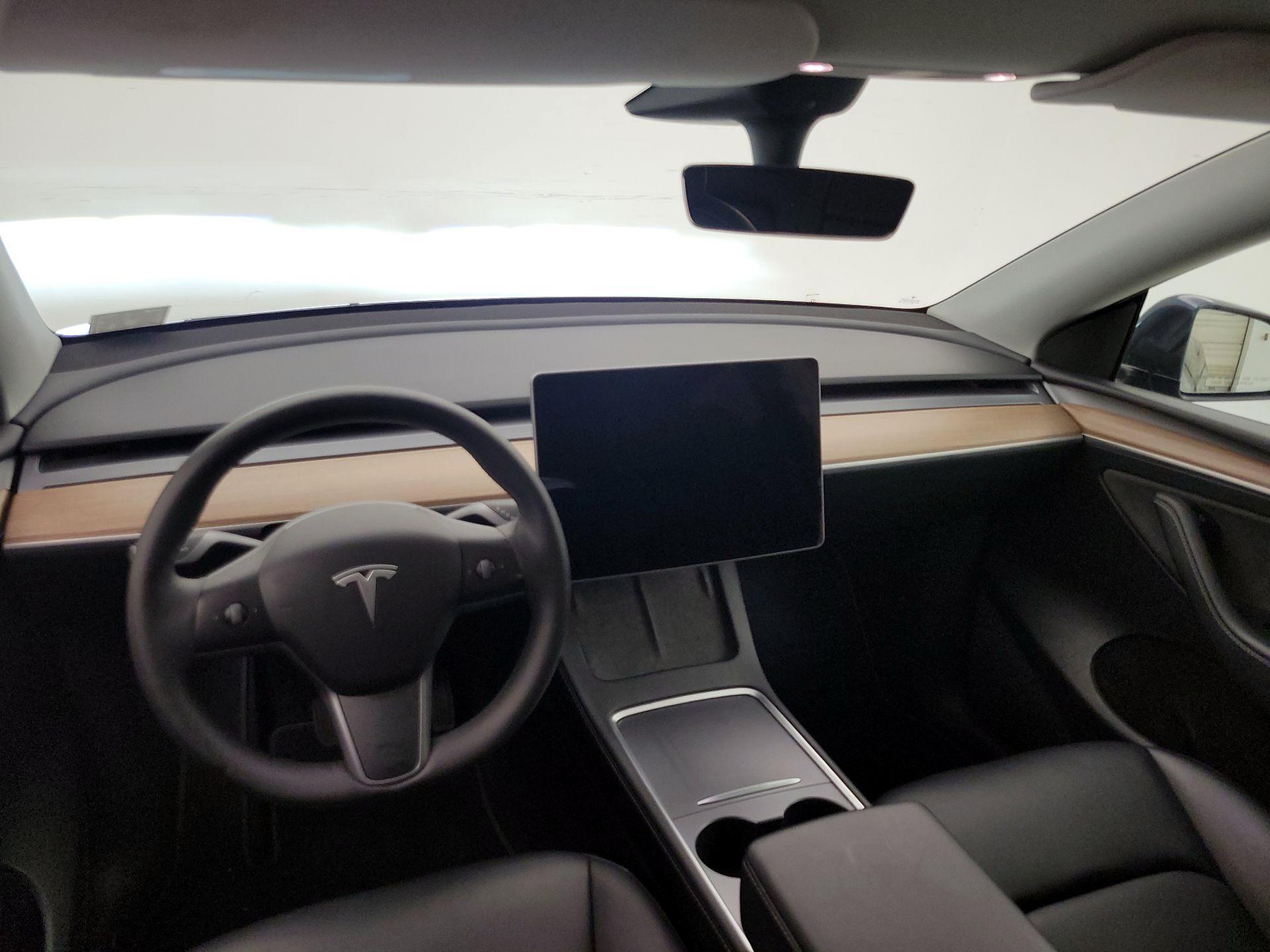 Thumbnail: 2022 Tesla Model Y - 9