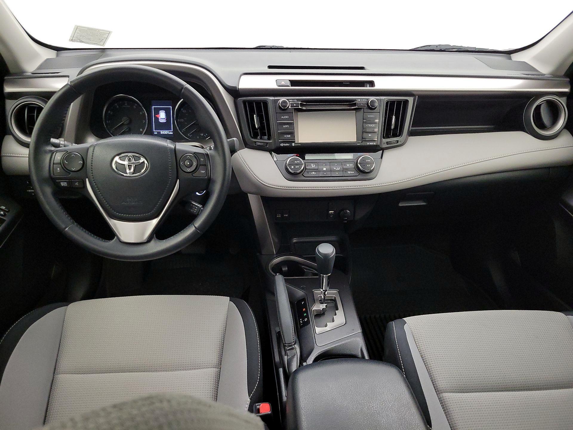 Thumbnail: 2016 Toyota RAV4 - 9
