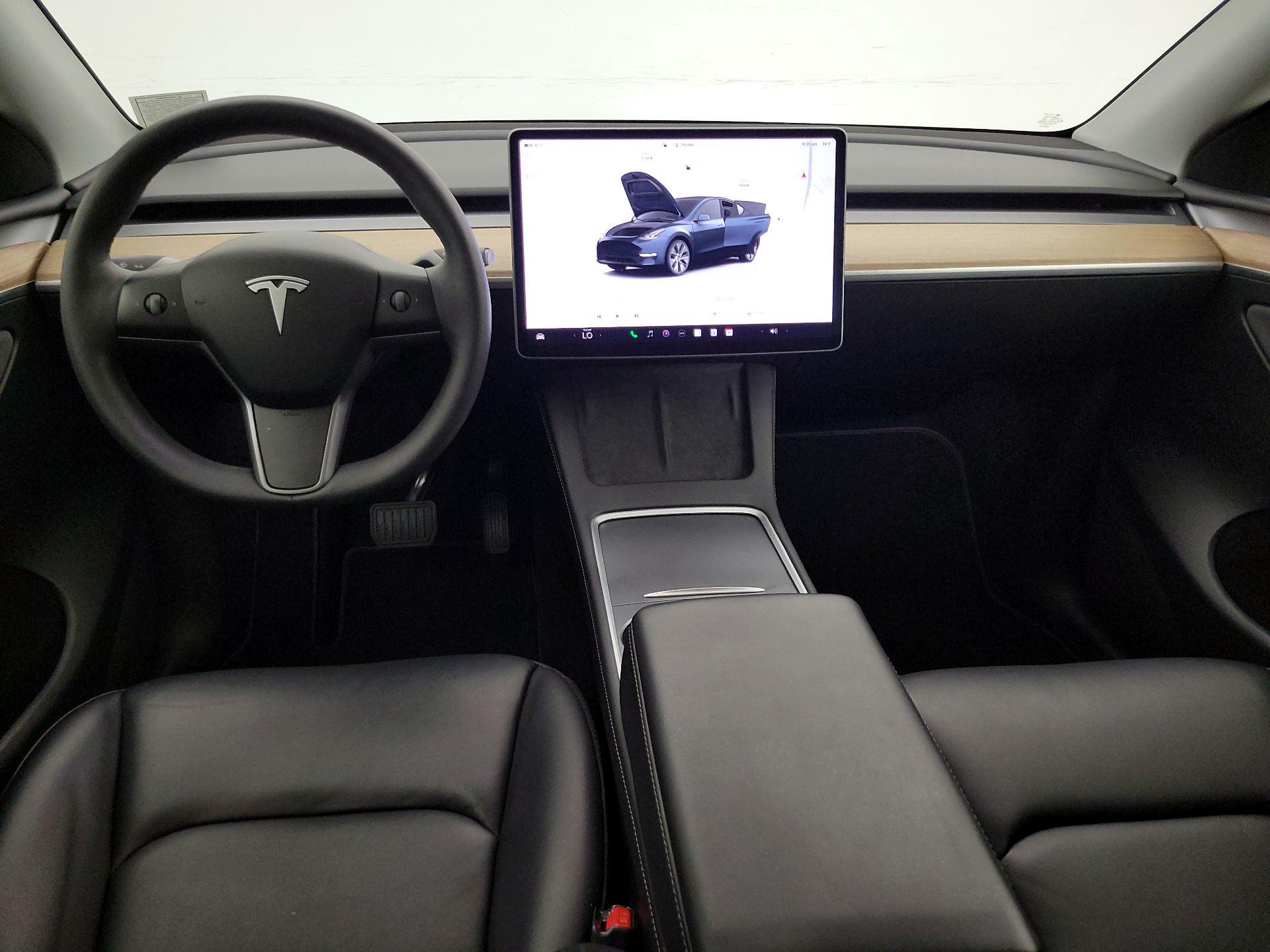 Thumbnail: 2024 Tesla Model Y - 9