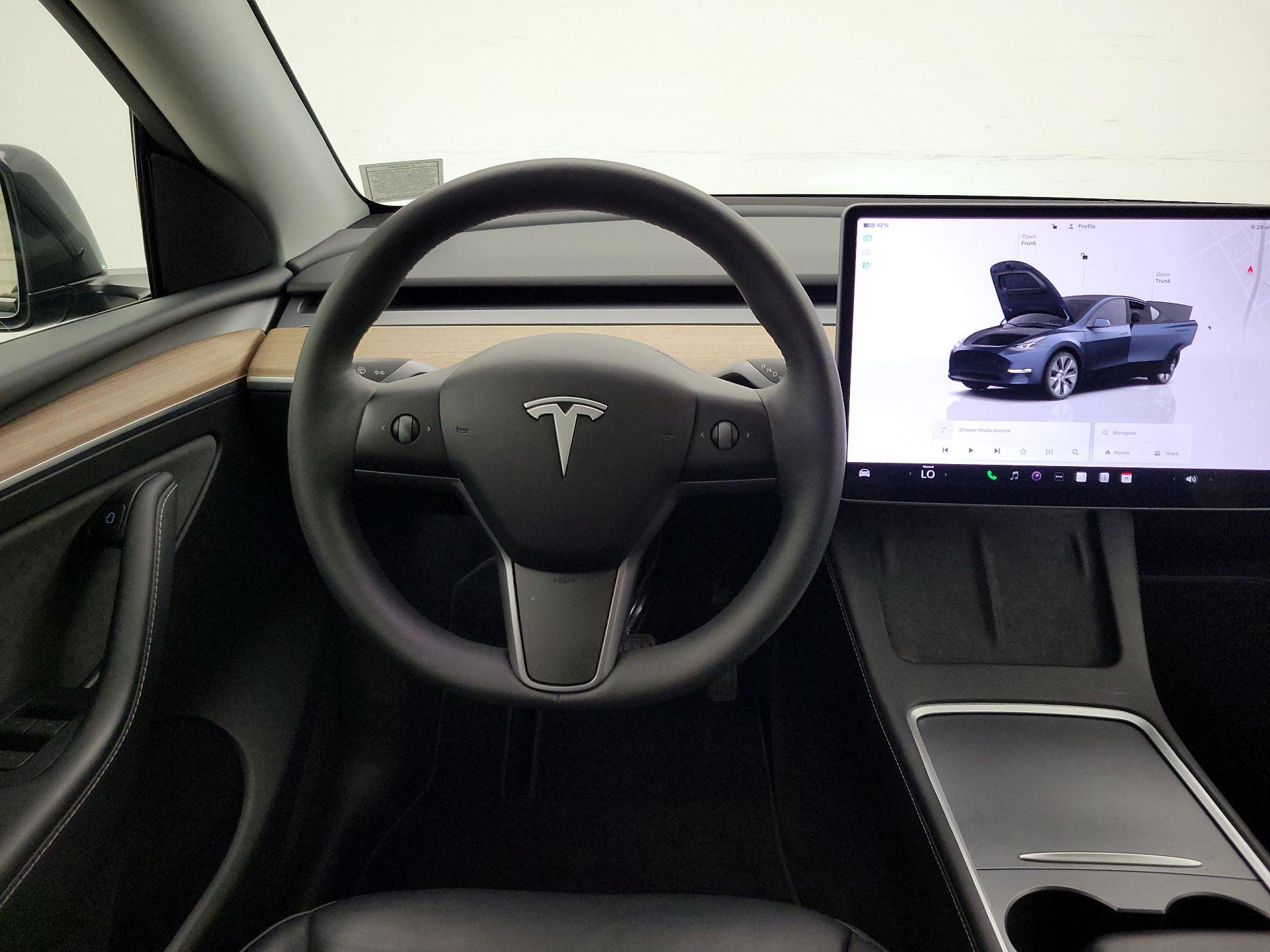 Thumbnail: 2024 Tesla Model Y - 10