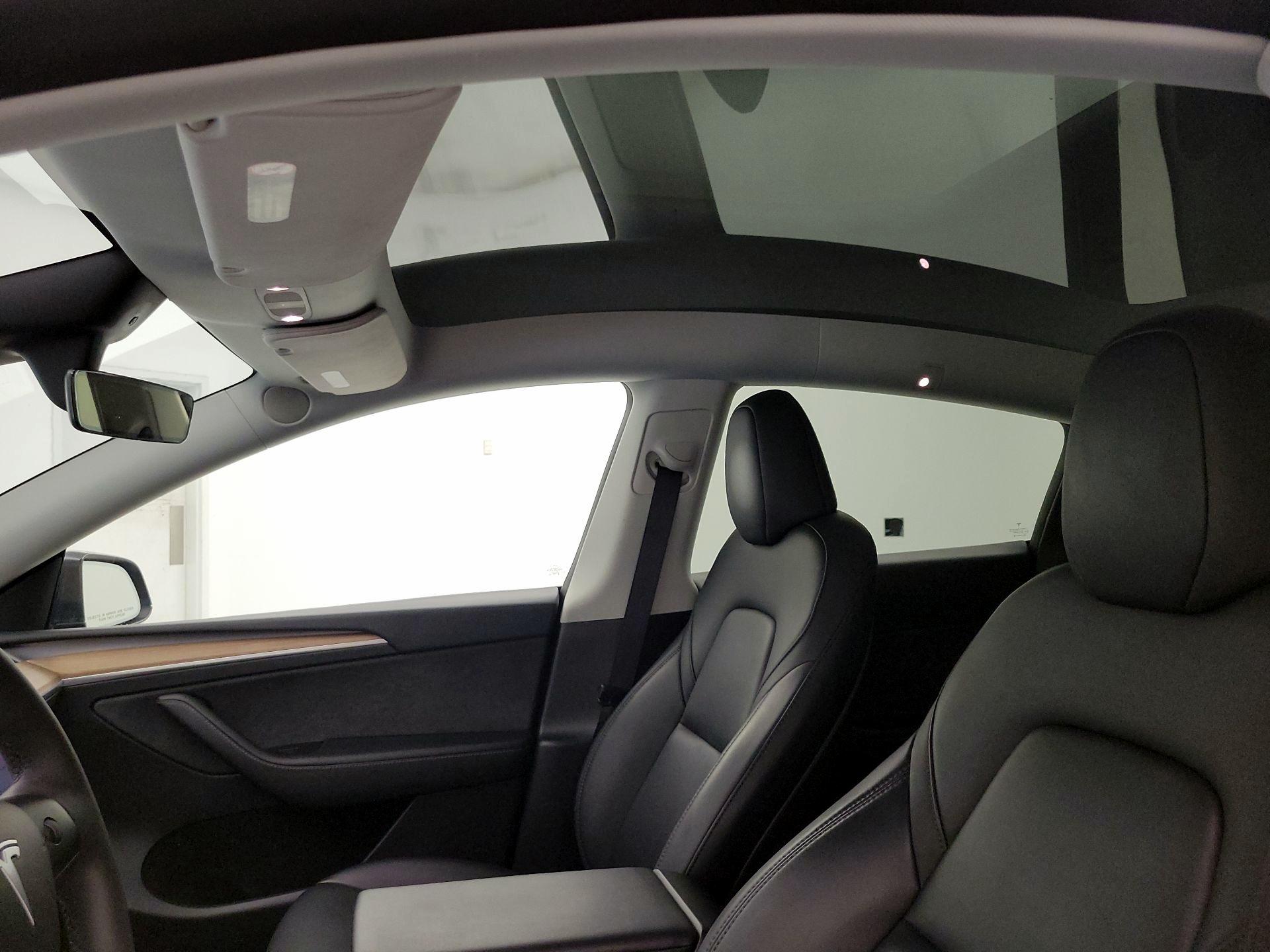 Thumbnail: 2024 Tesla Model Y - 18